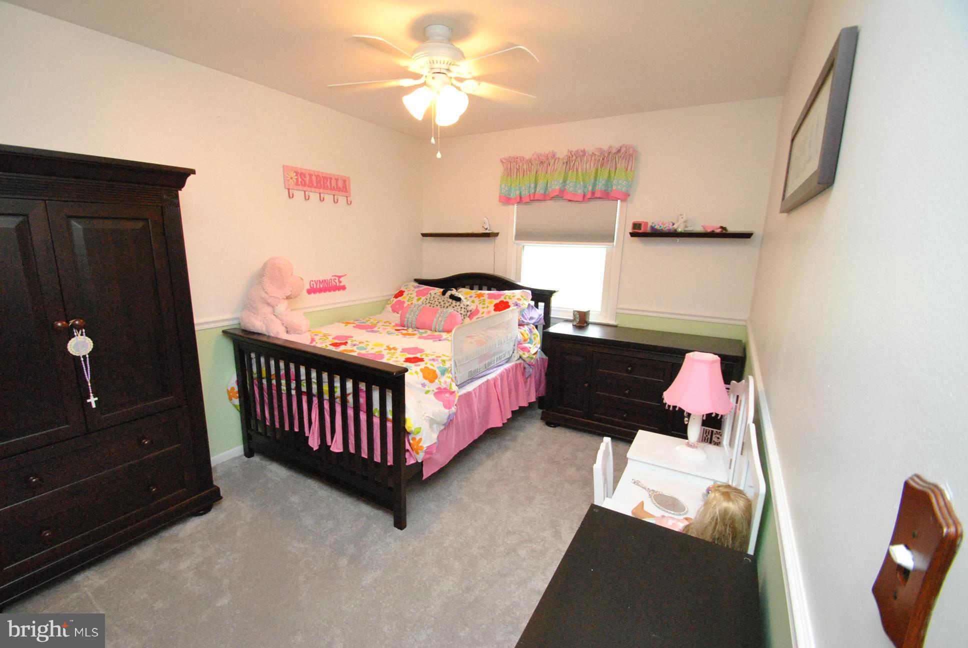 DOUBLE ROCK TOWNHOUSES - Residential