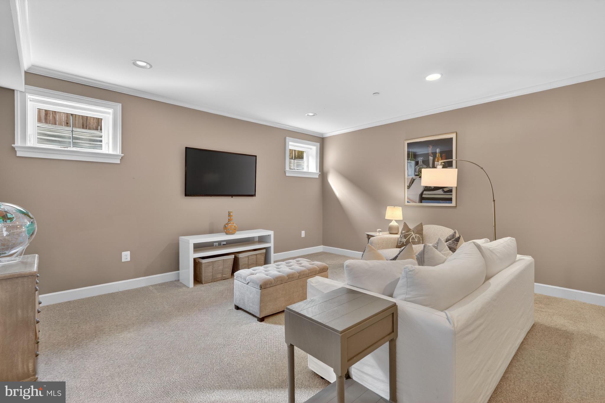 ALTA VISTA TERRACE - Residential