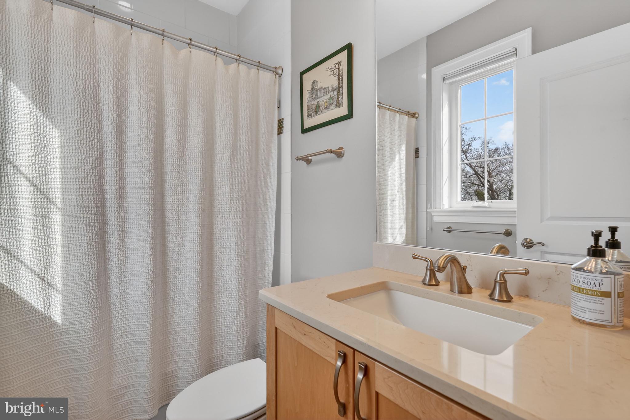 ALTA VISTA TERRACE - Residential