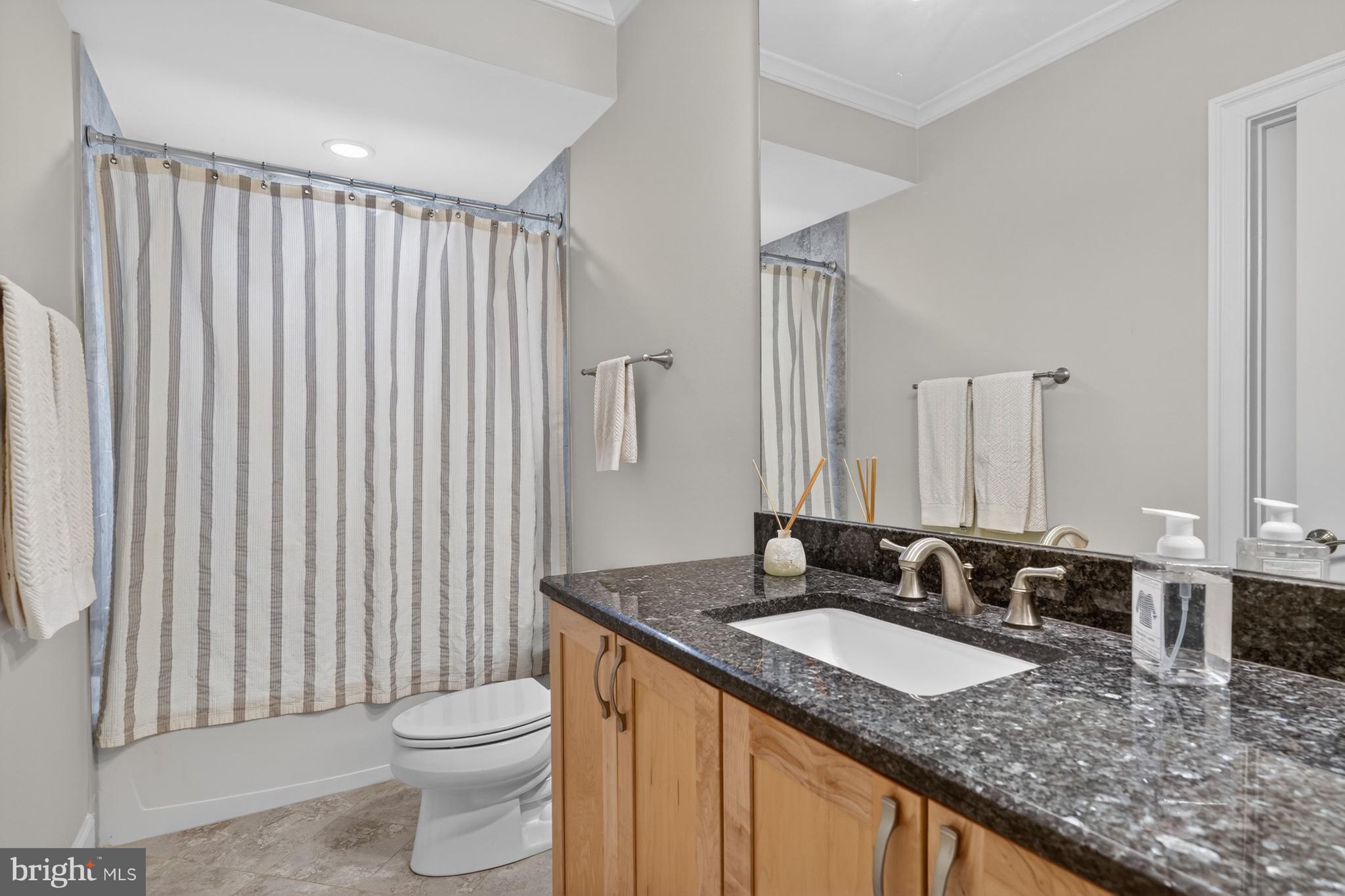 ALTA VISTA TERRACE - Residential