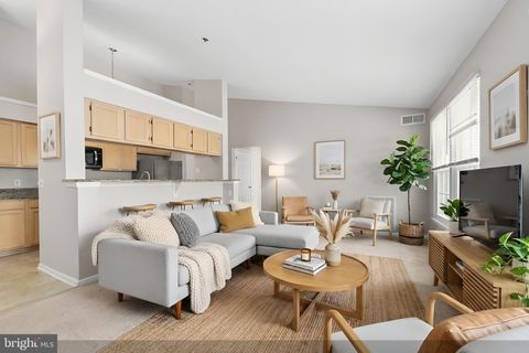 Condo For Sale - 3620 Sherbrooke Circle #304<br/> Prince William County, WOODBRIDGE, VA 22192