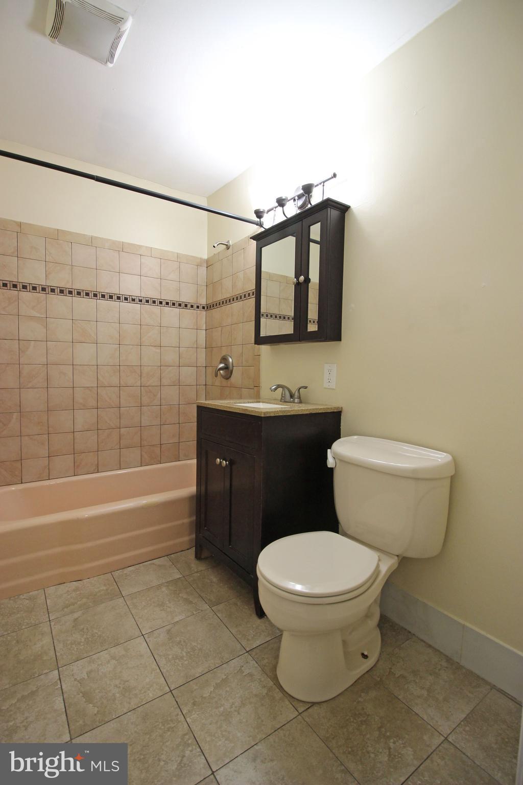 LILAC GARDENS - Residential Lease