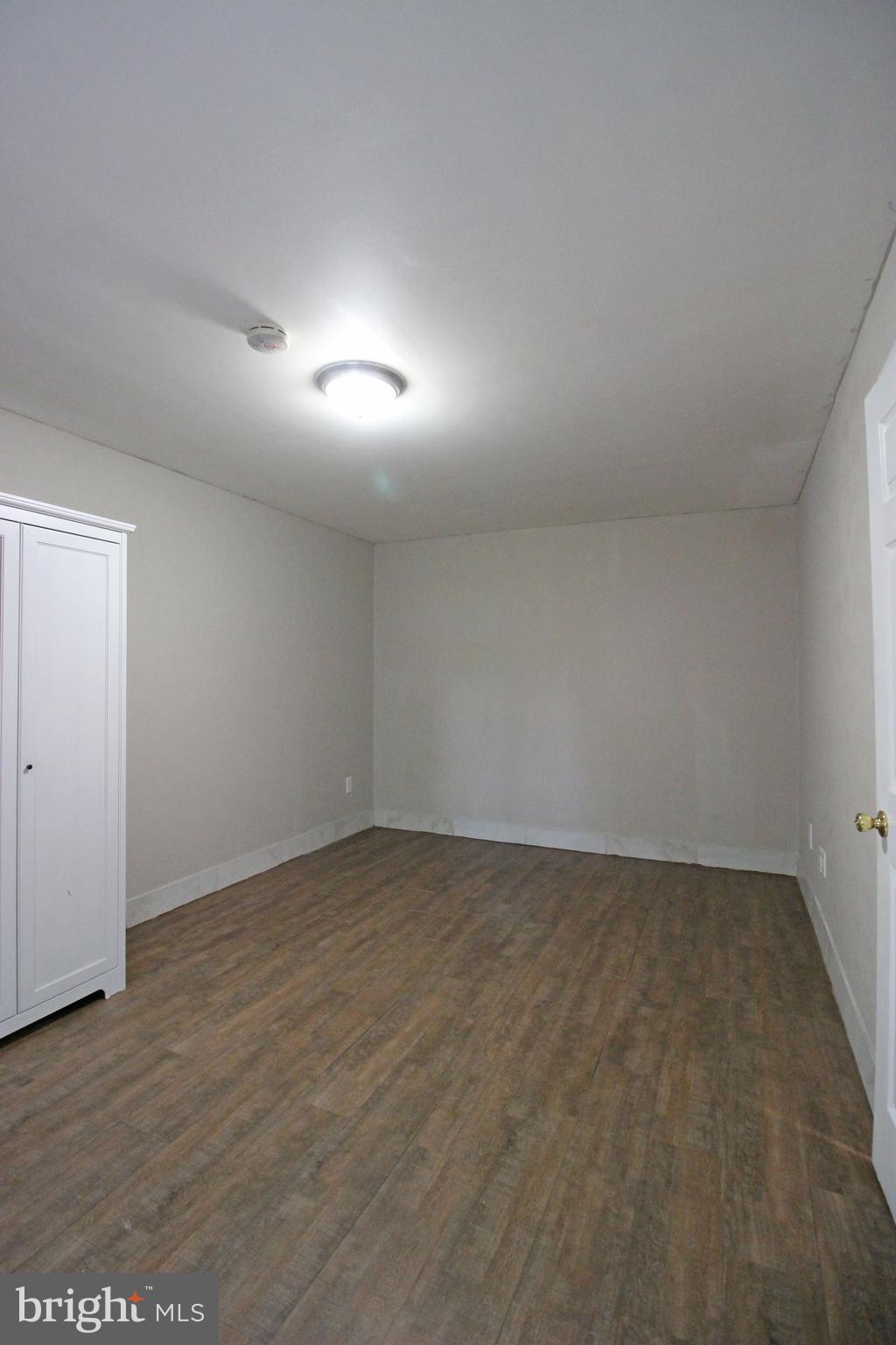 LILAC GARDENS - Residential Lease