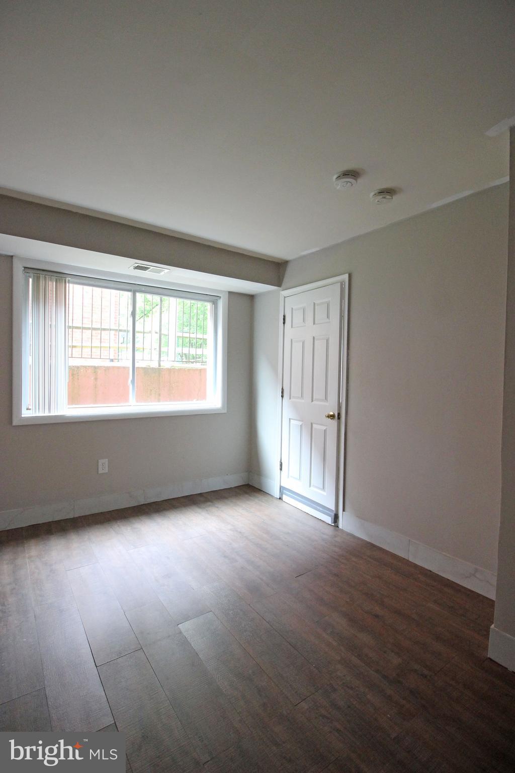 LILAC GARDENS - Residential Lease