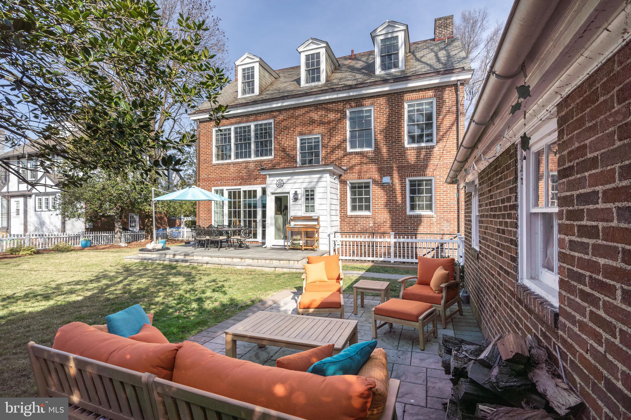 CHEVY CHASE - Residential