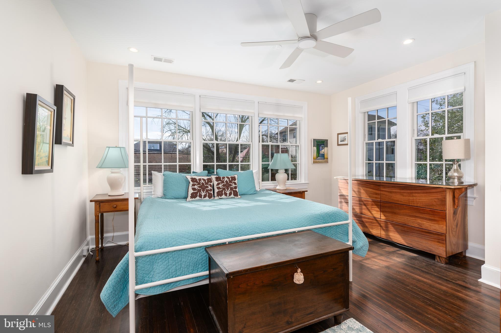 CHEVY CHASE - Residential