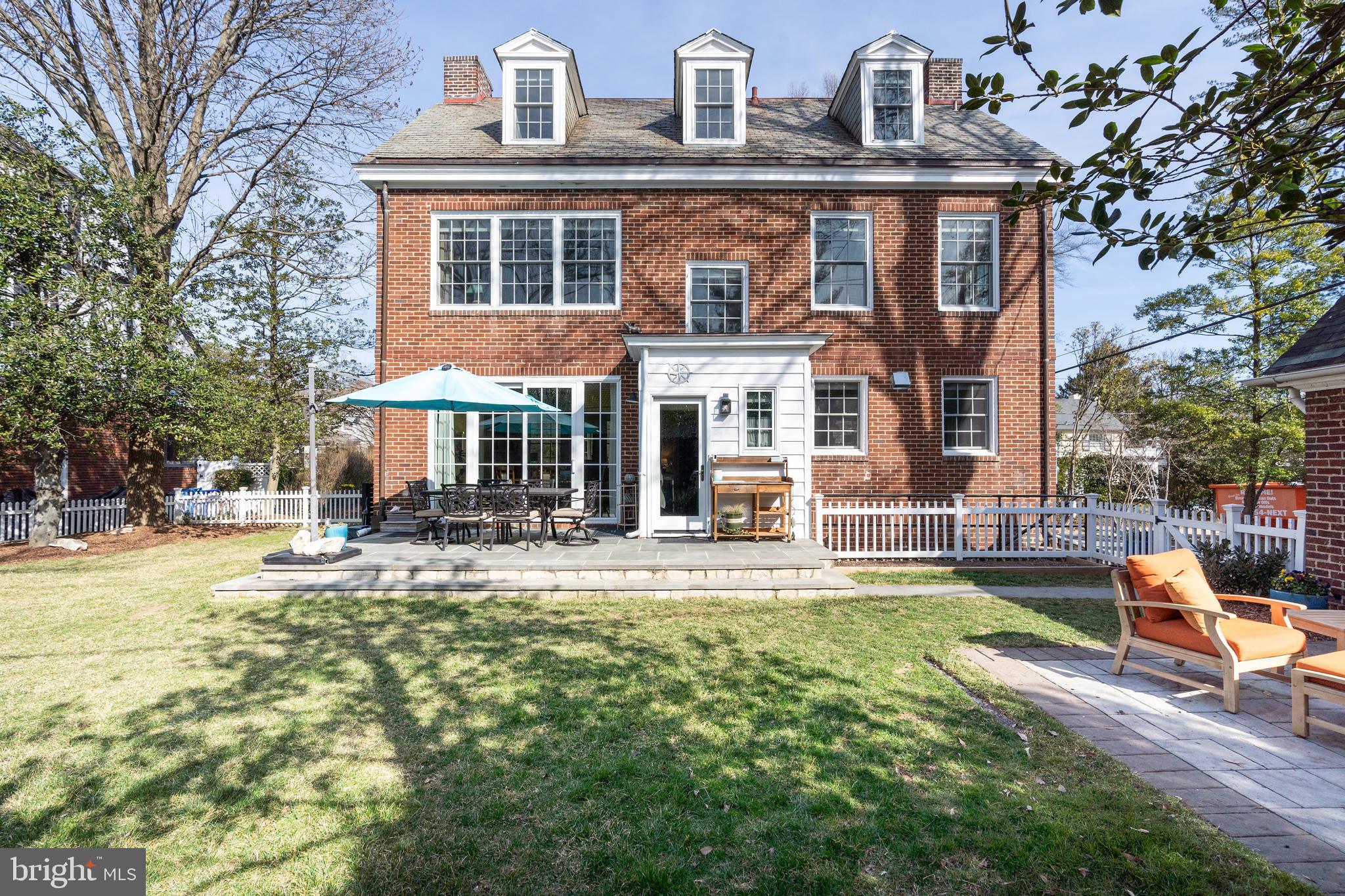 CHEVY CHASE - Residential