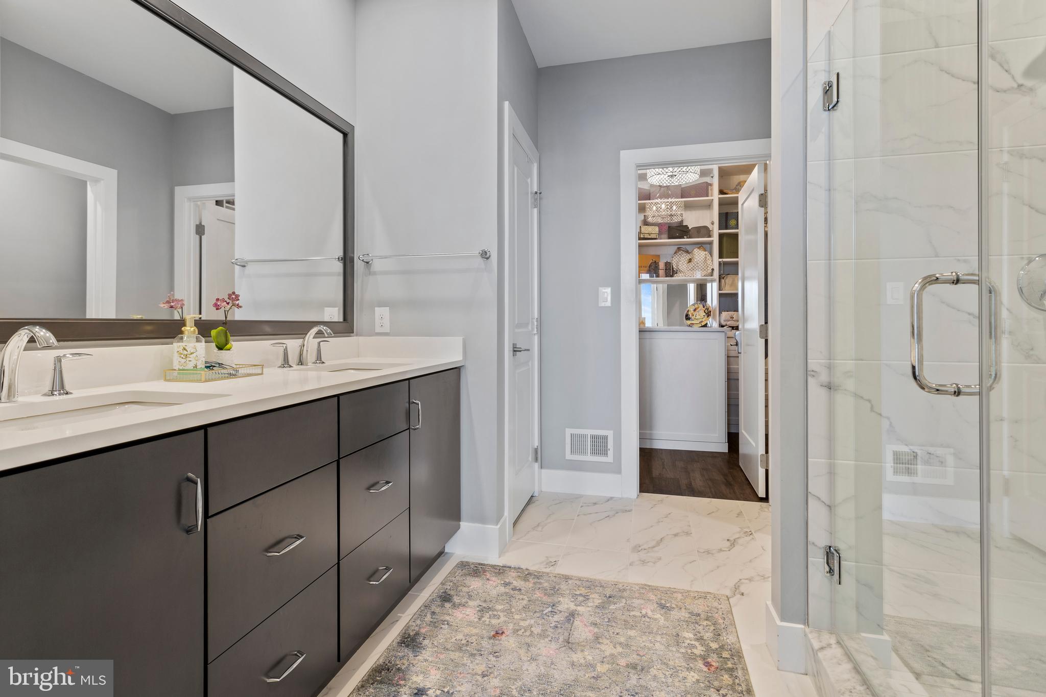 LISETER - Residential