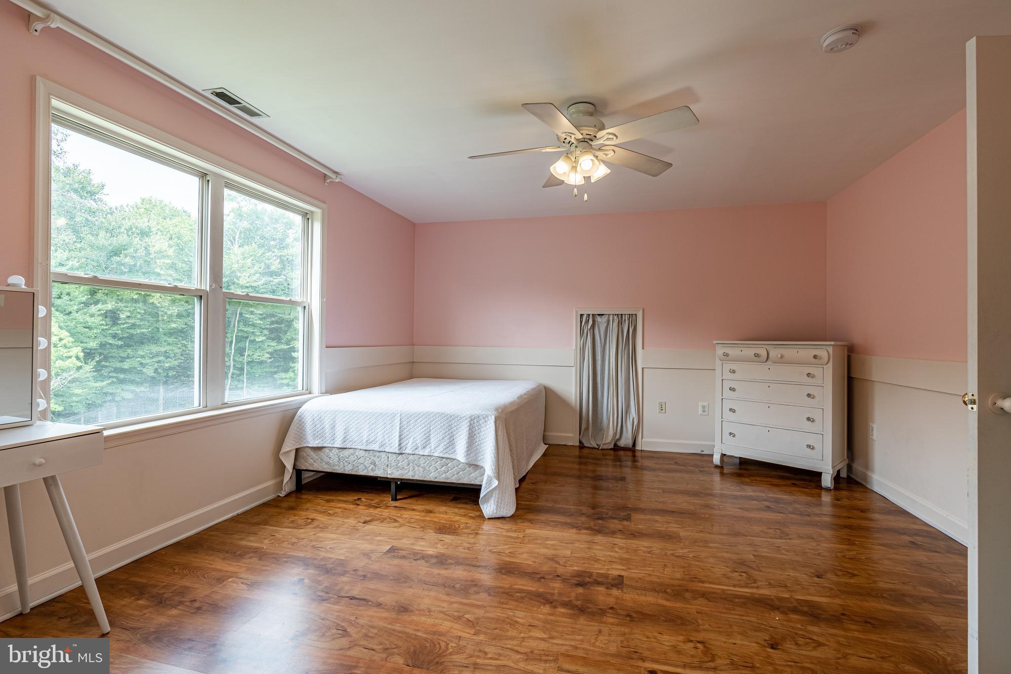 MILLS POND - Residential