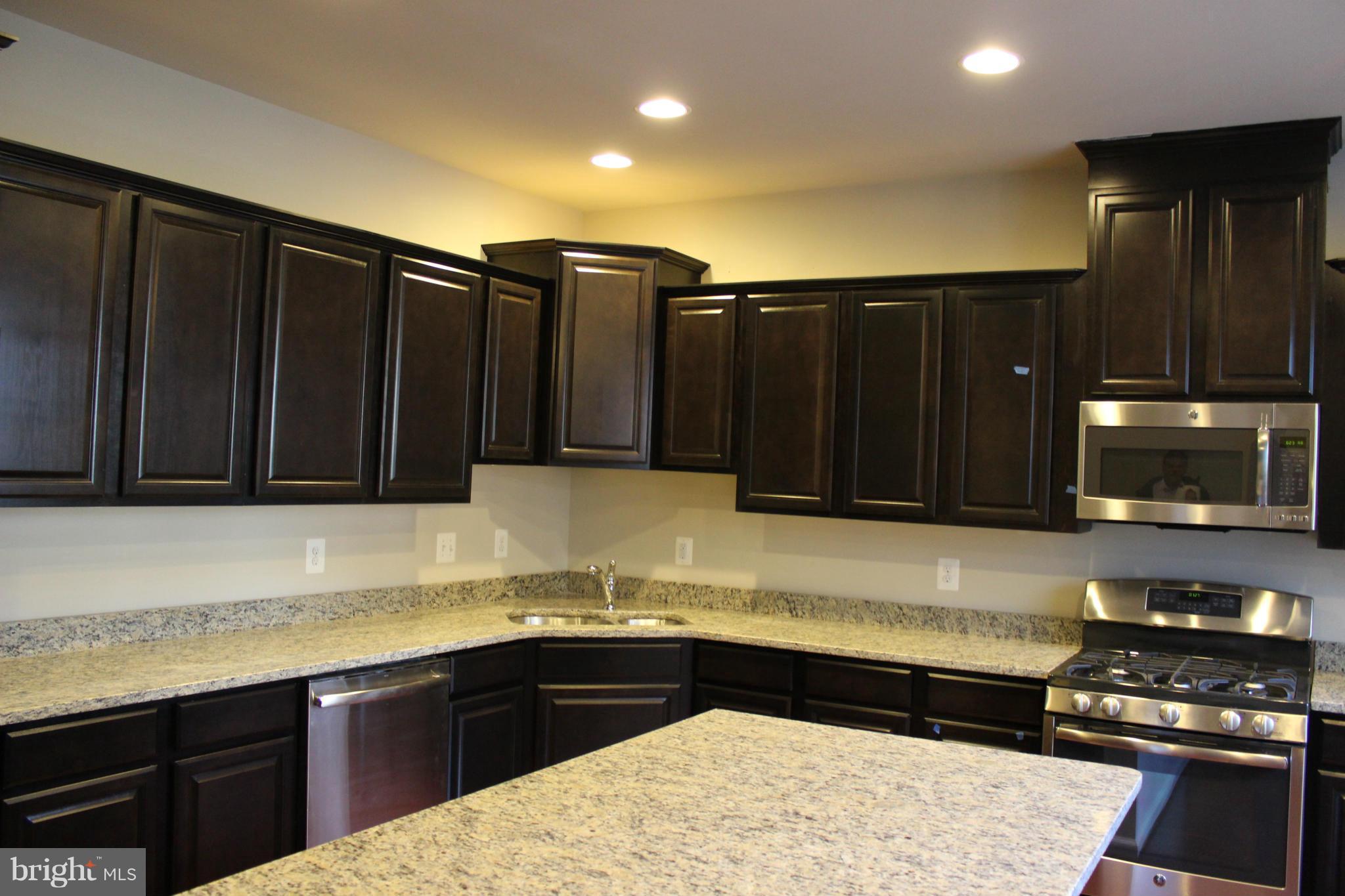 ASHBURN - Residential Lease