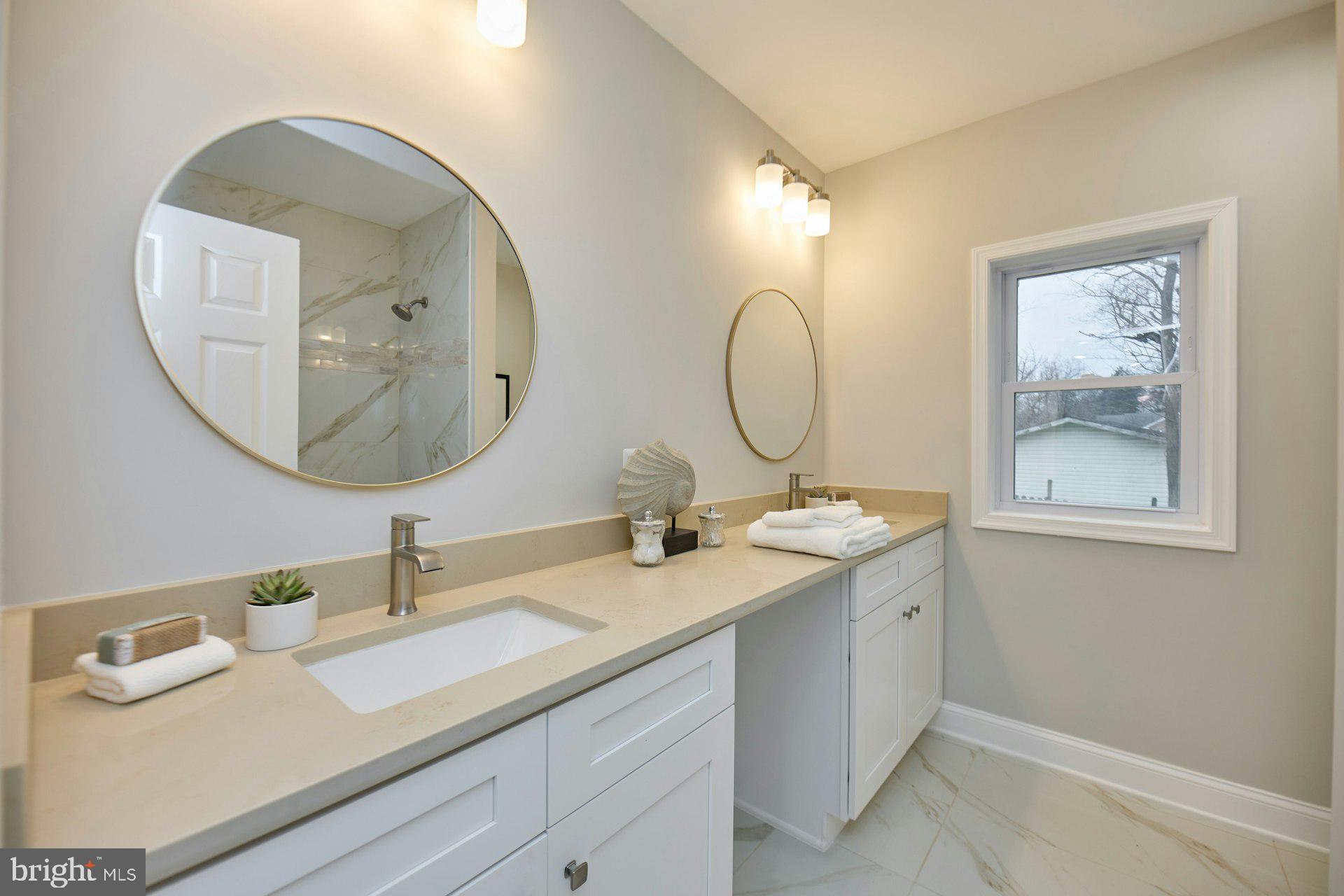 PARKLAWN - Residential