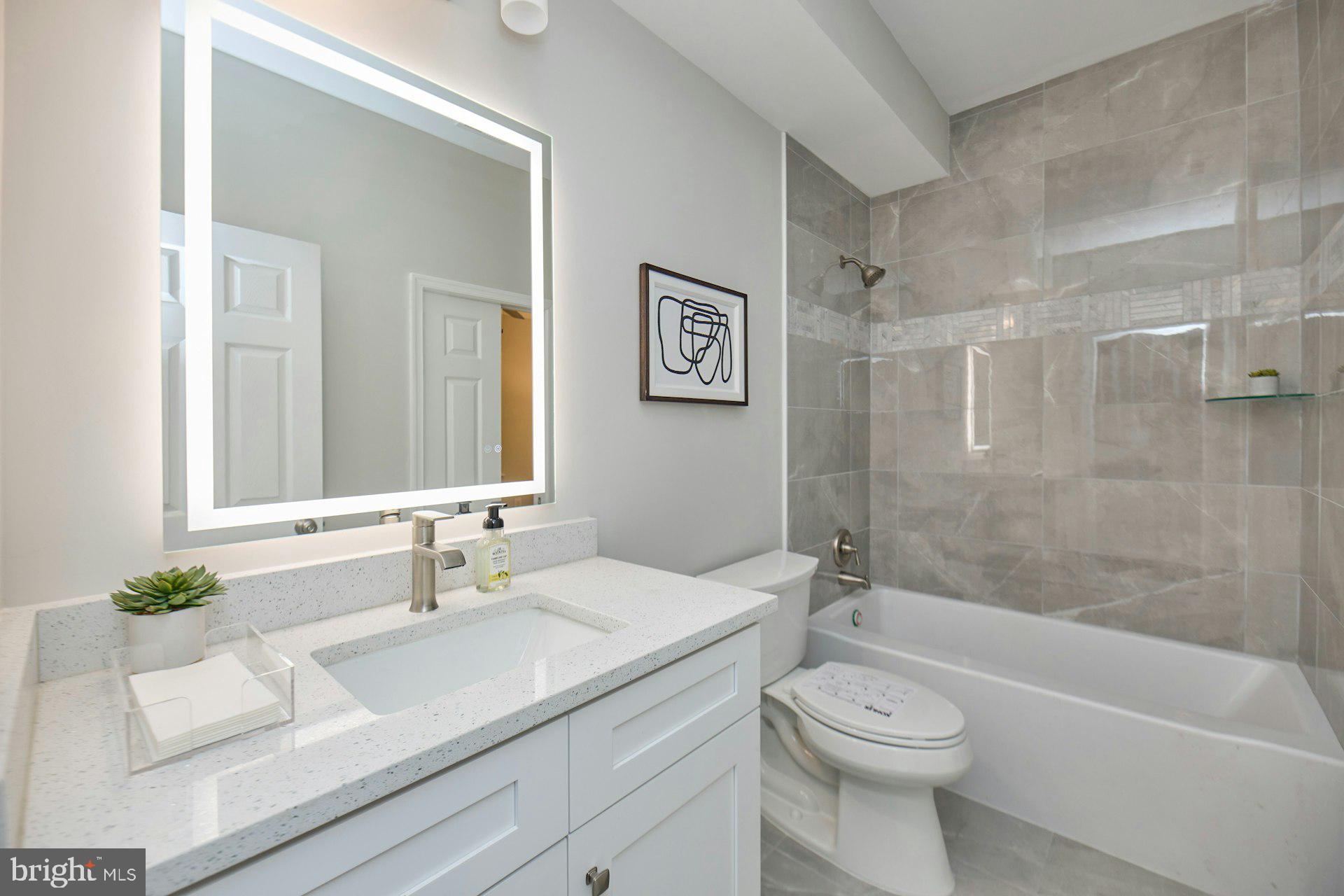 PARKLAWN - Residential