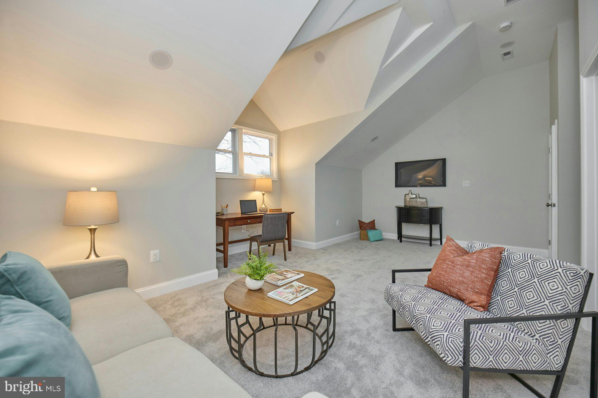 PARKLAWN - Residential