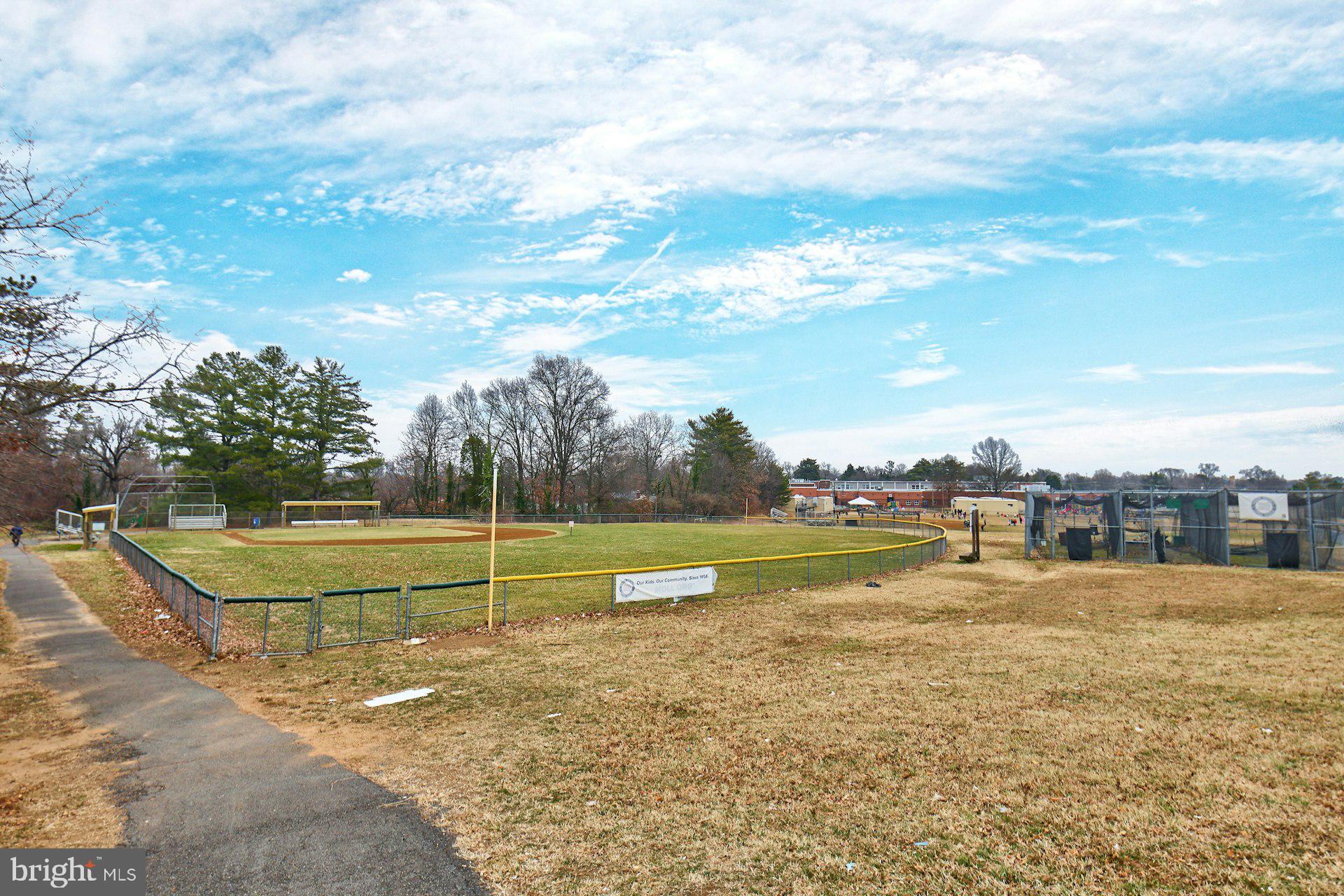 PARKLAWN - Residential