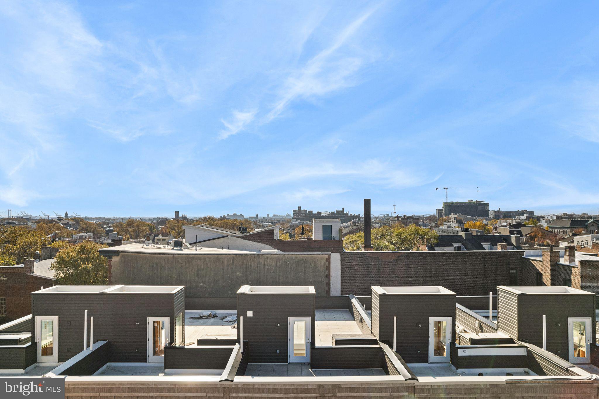 WASHINGTON SQ WEST - Residential