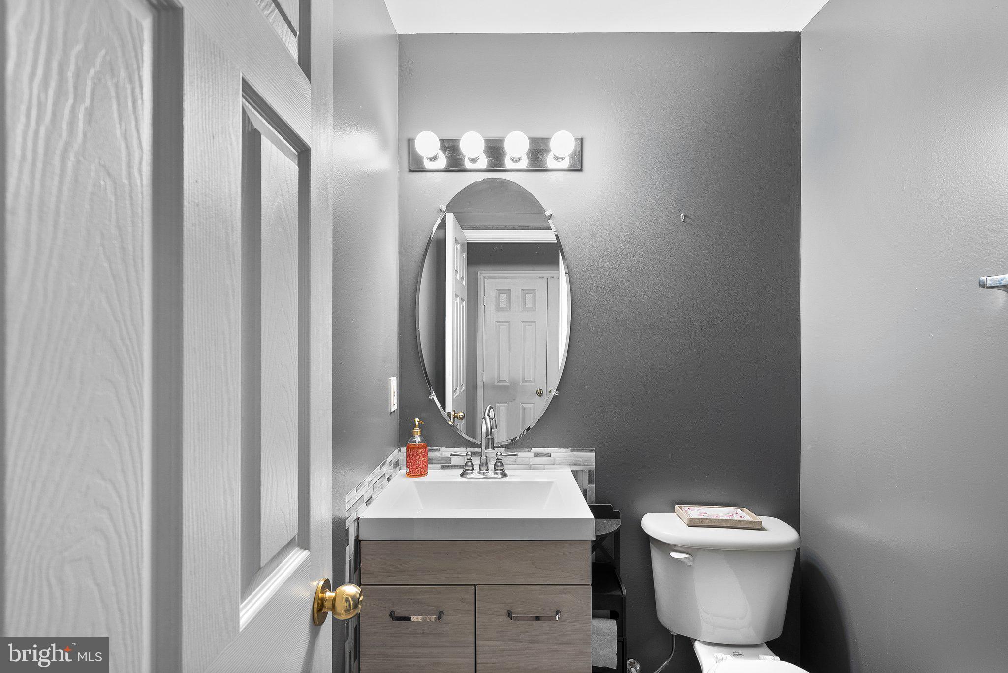 WOODVIEW VILLAGE PLAT 1 - Residential