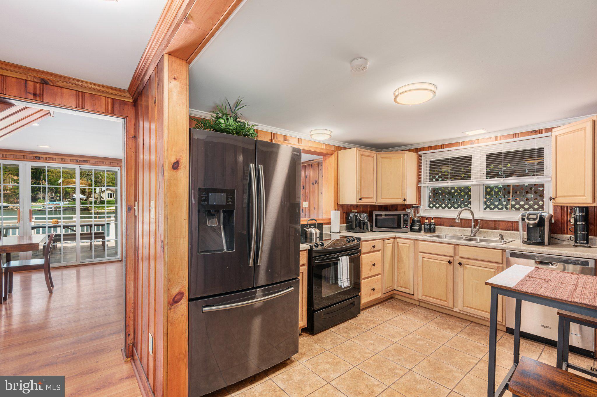 LAKE HARMONY - Residential