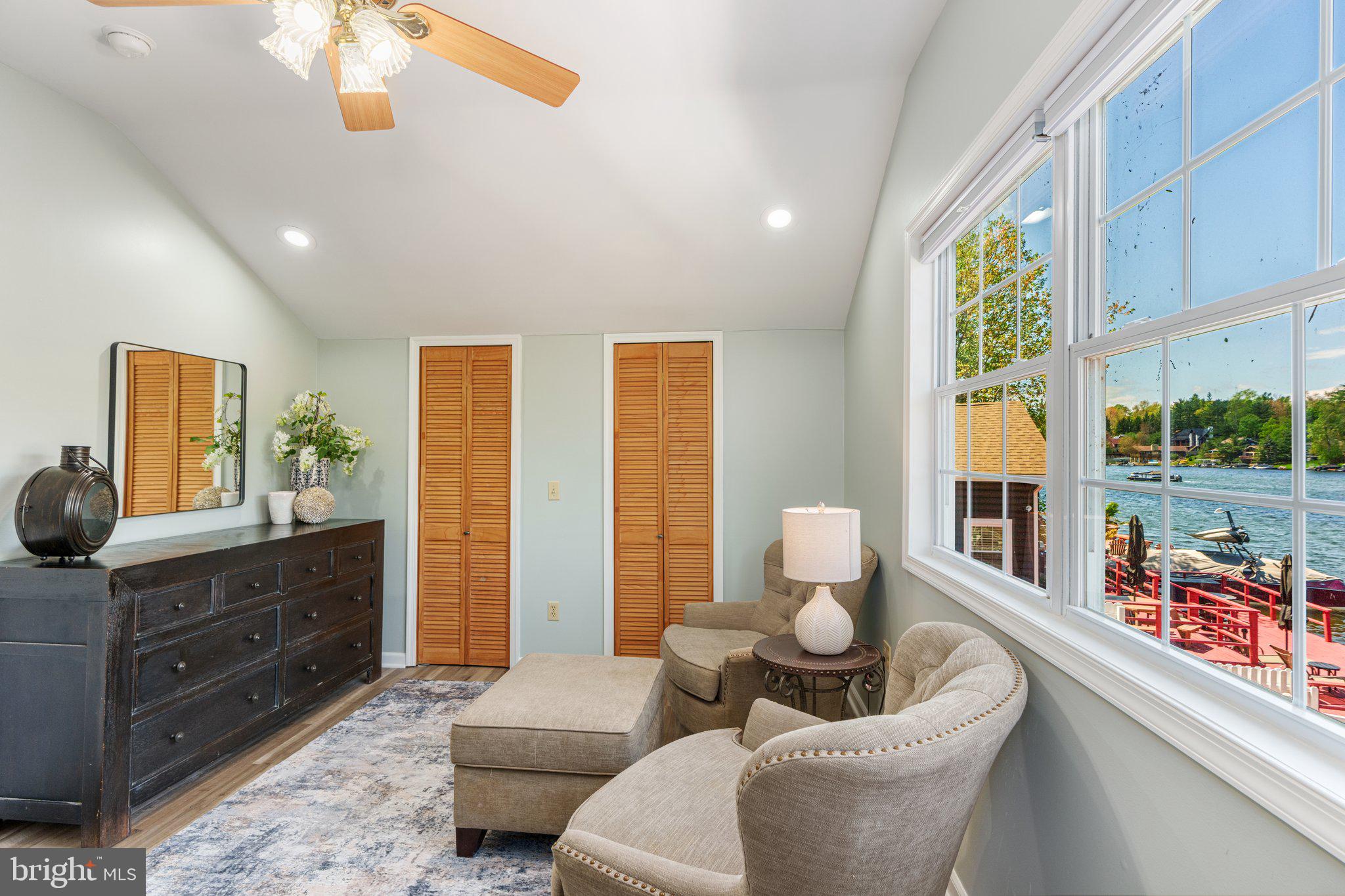 LAKE HARMONY - Residential