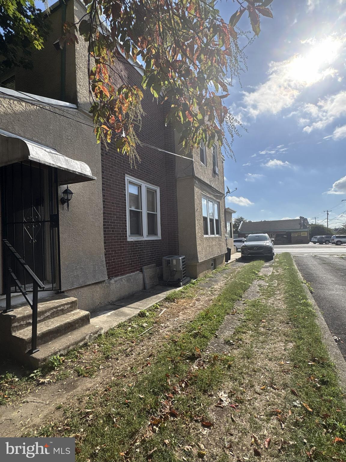 BURHOLME - Commercial Lease