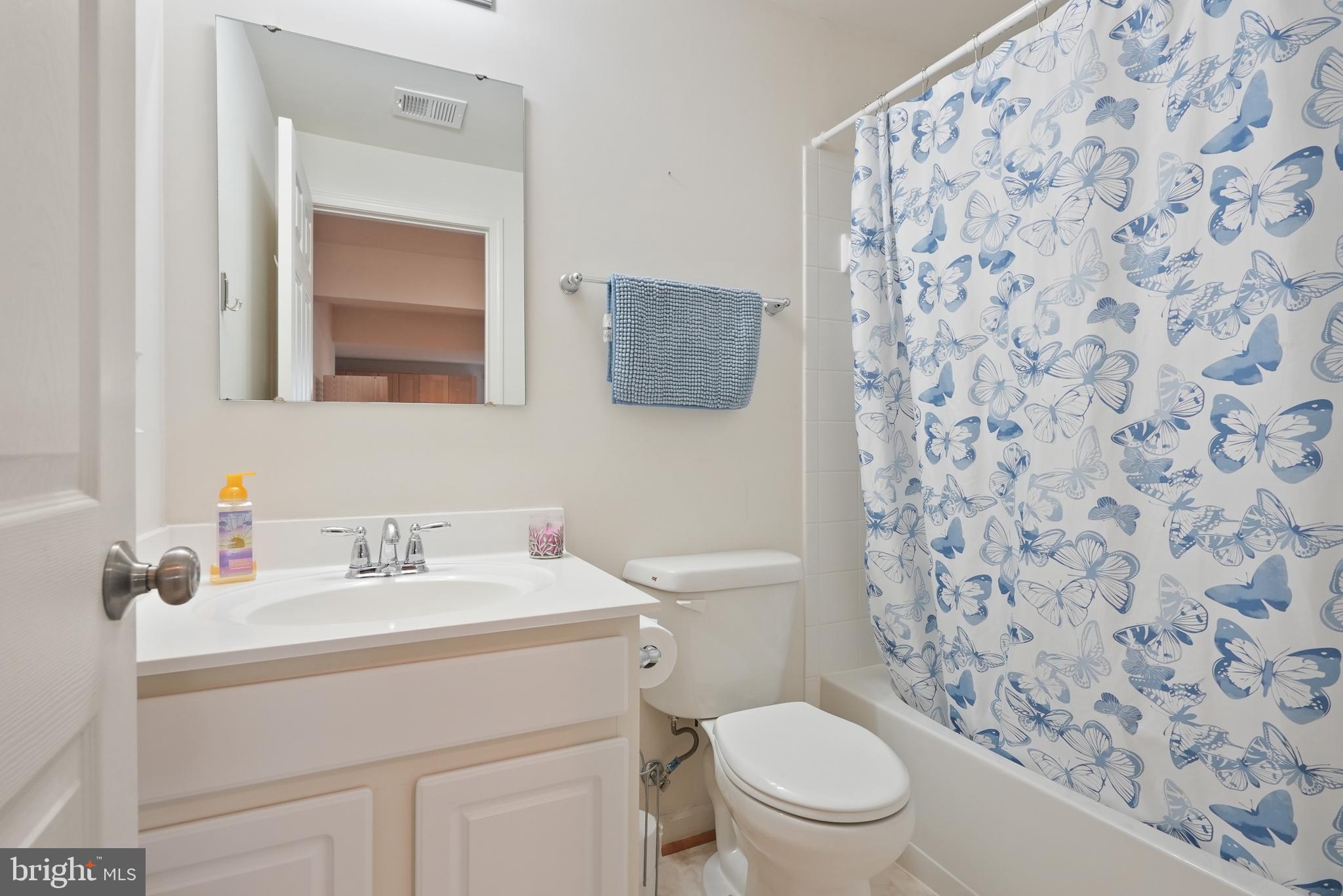 WAYSIDE VILLAGE - Residential