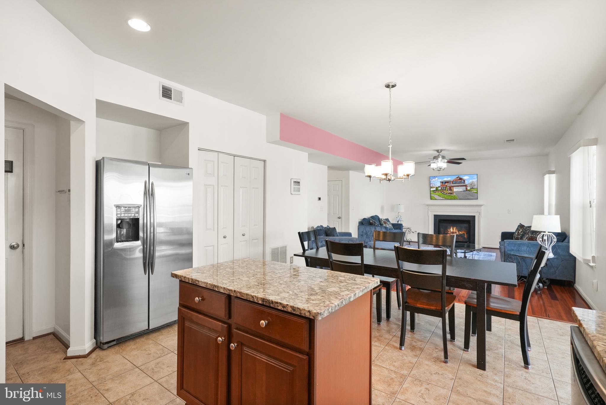 WAYSIDE VILLAGE - Residential