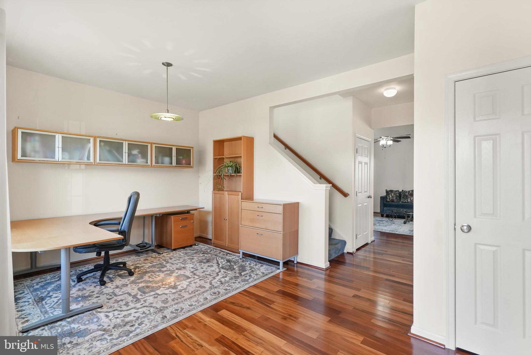 WAYSIDE VILLAGE - Residential