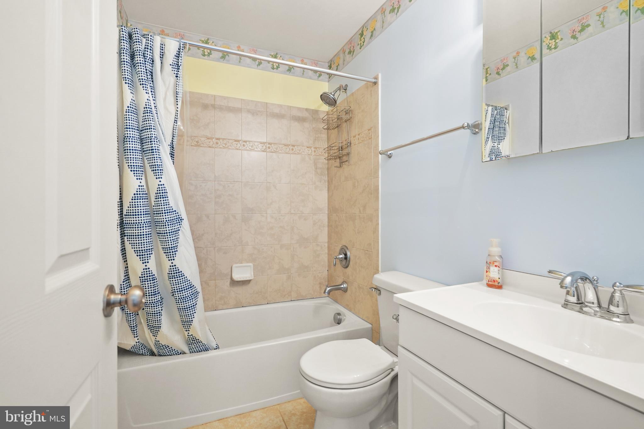 WAYSIDE VILLAGE - Residential