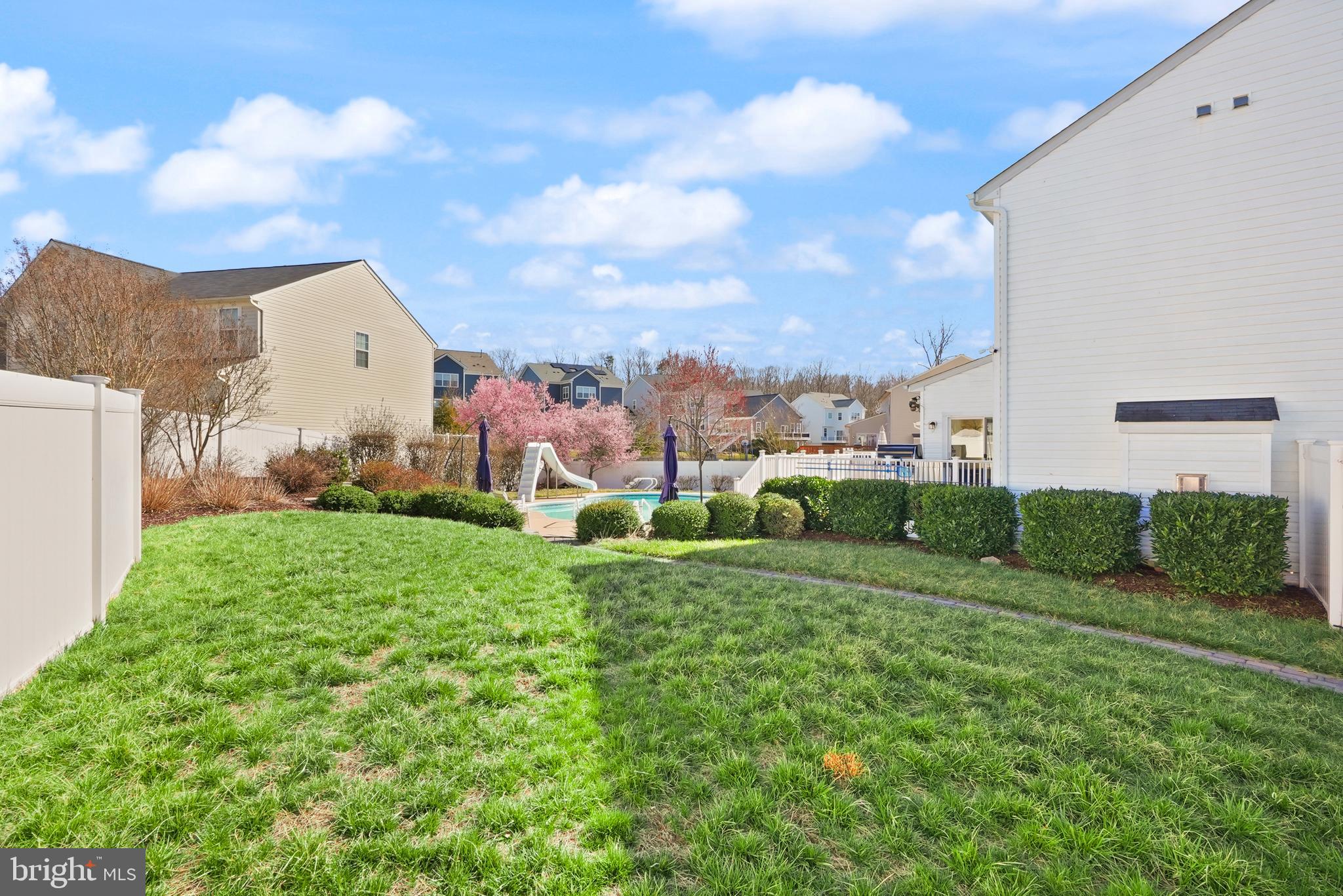 WAYSIDE VILLAGE - Residential