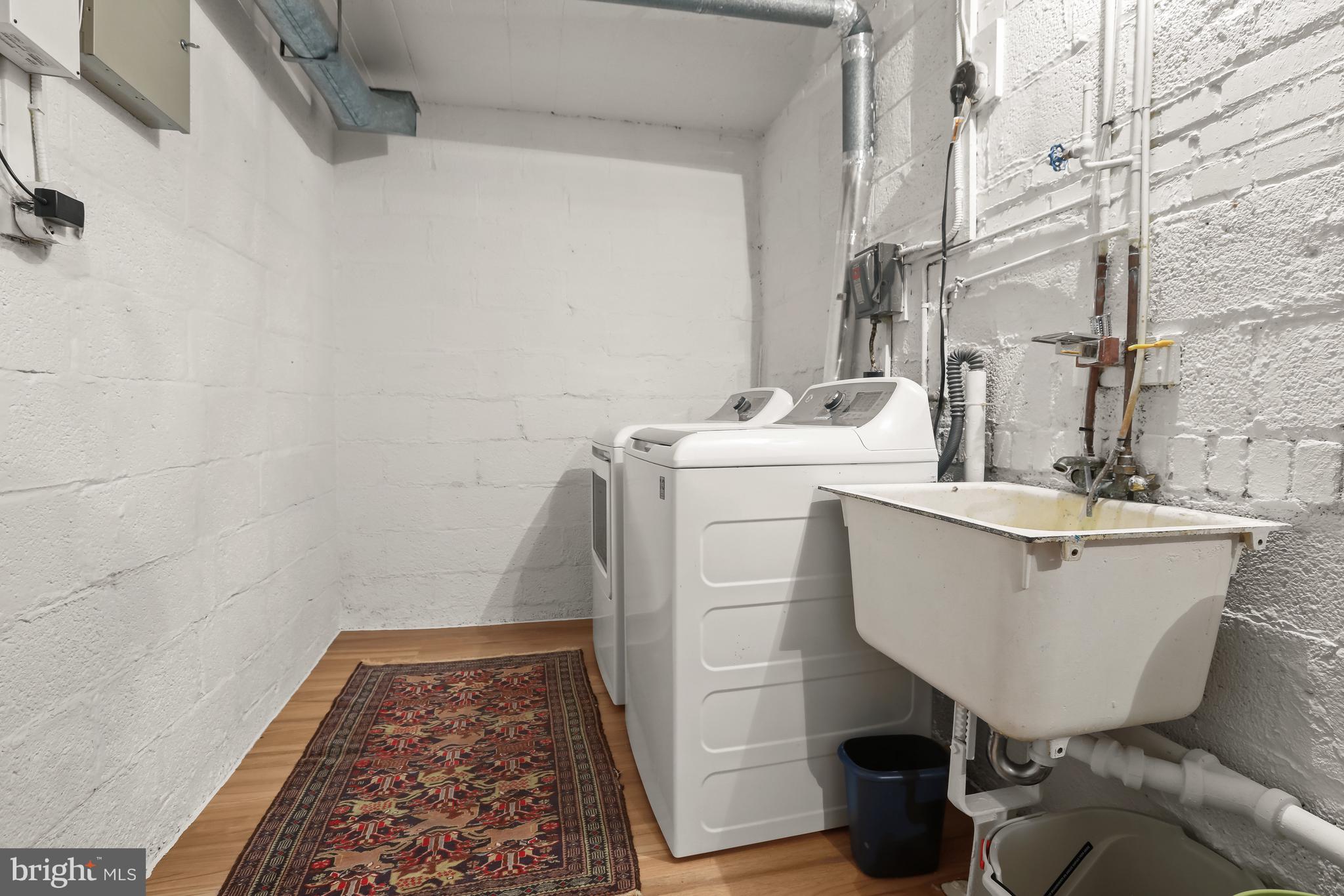 PARKVIEW ESTATES - Residential