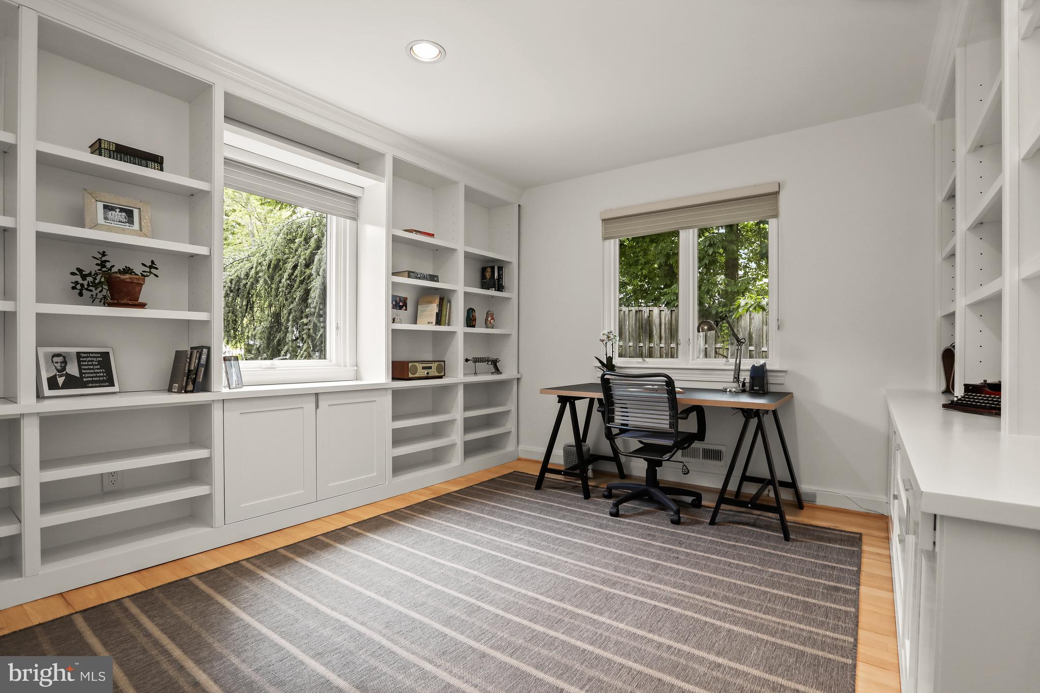 PARKVIEW ESTATES - Residential