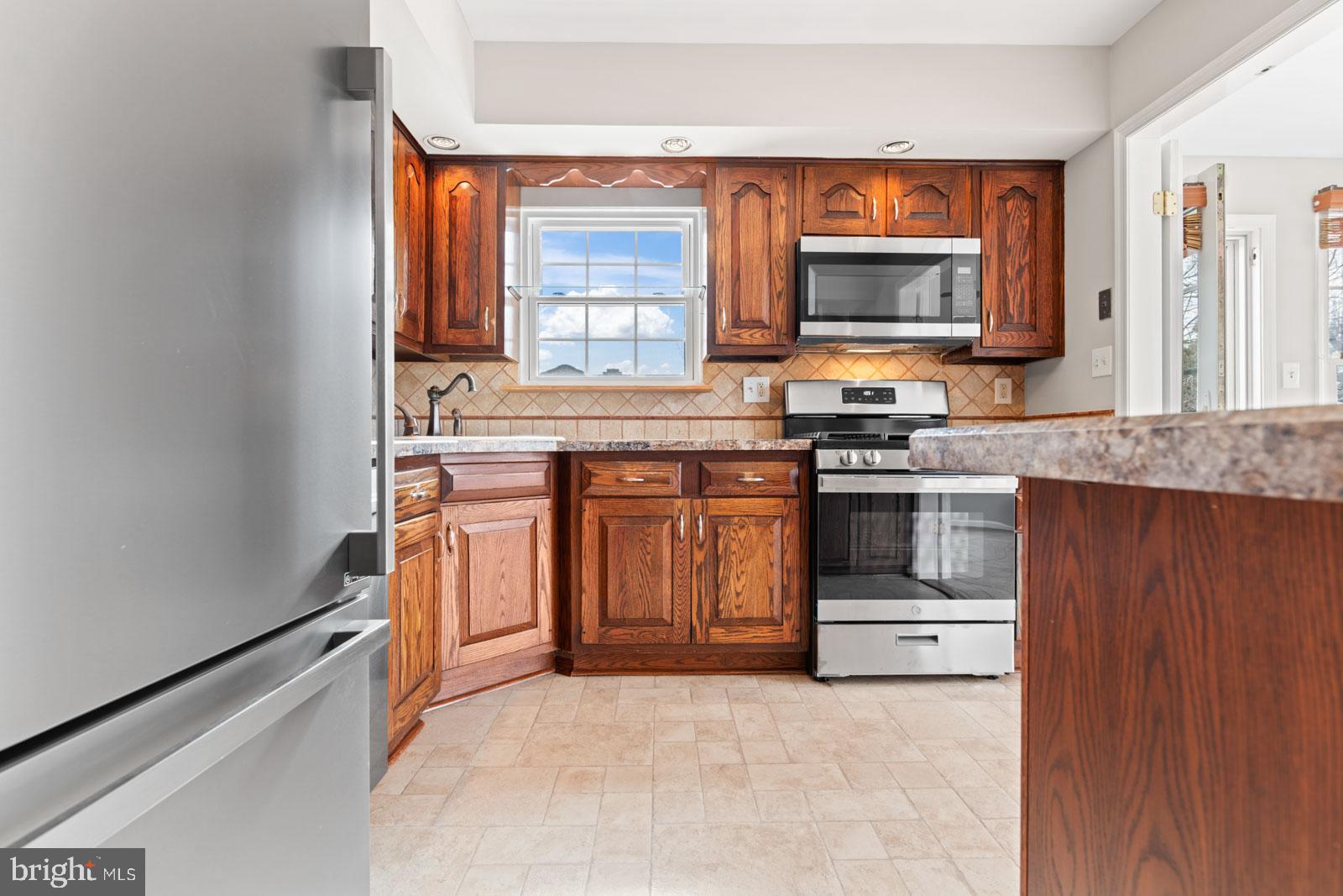 CARROLLWOOD - Residential