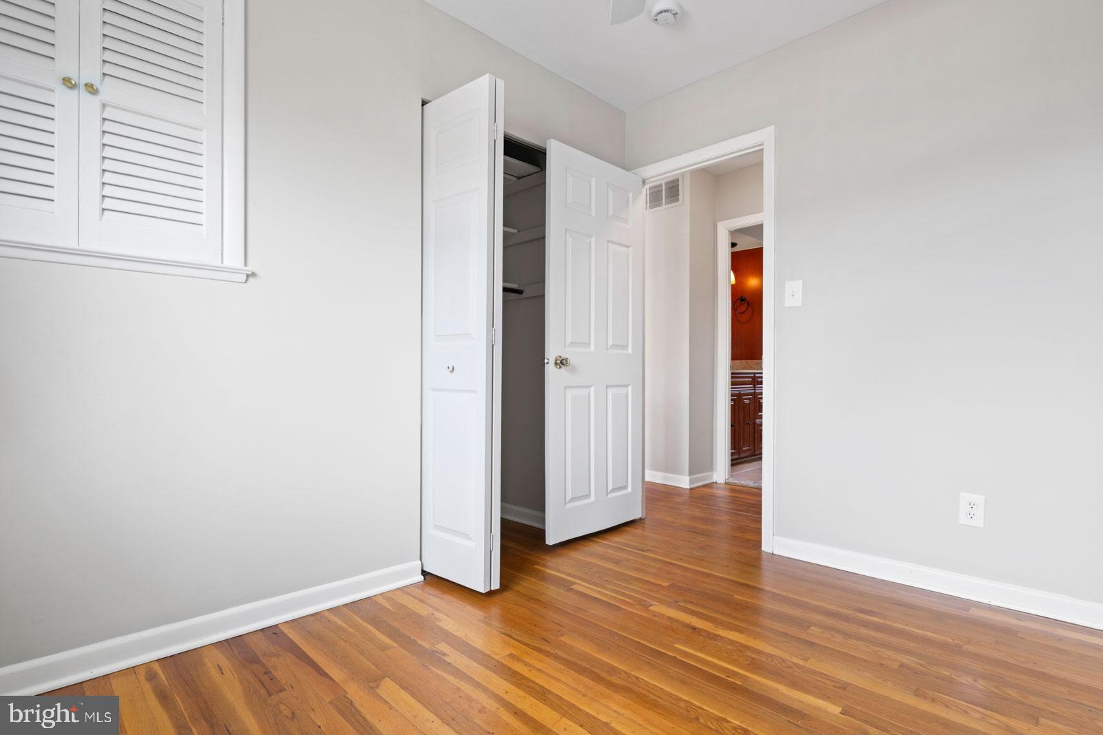 CARROLLWOOD - Residential