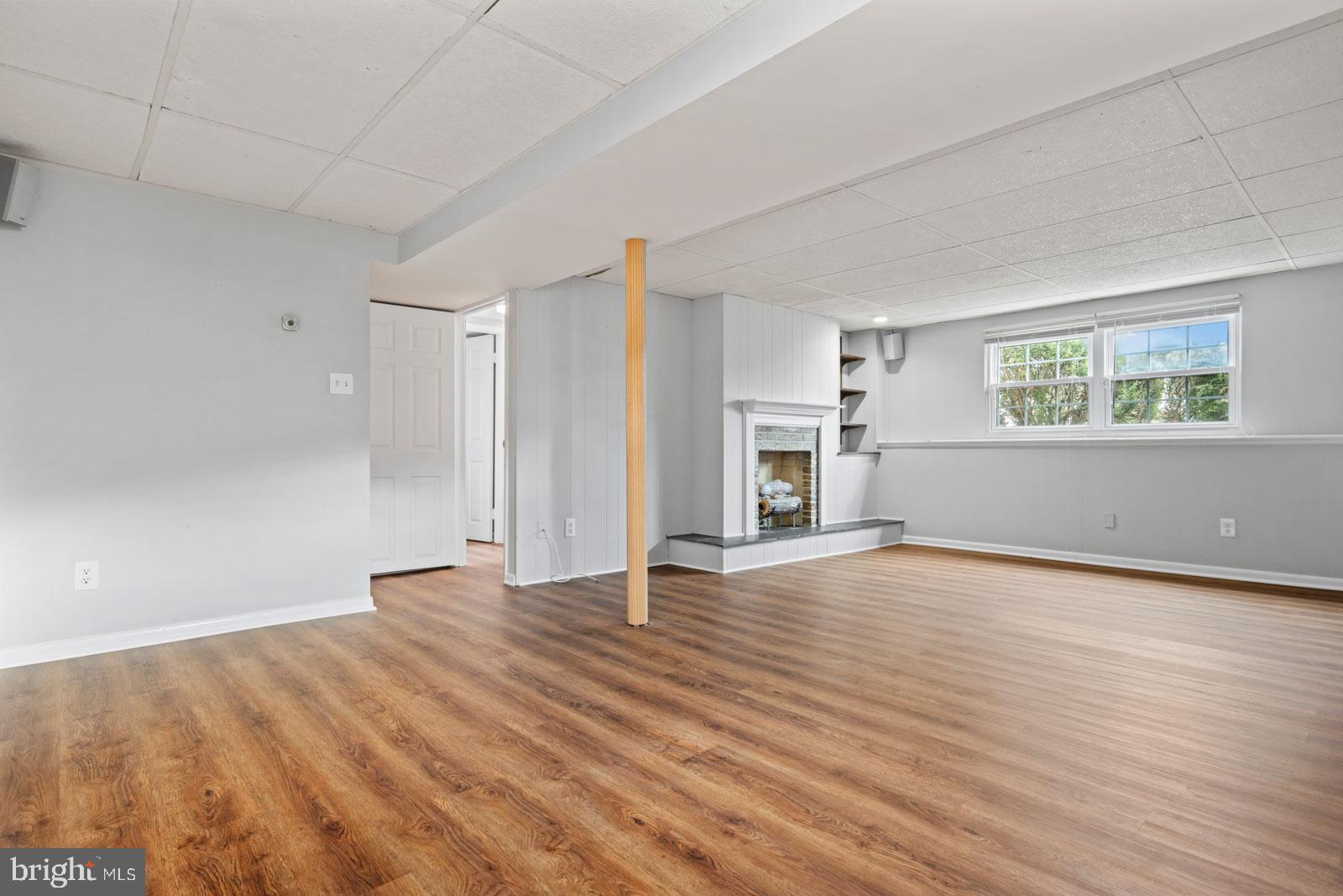 CARROLLWOOD - Residential