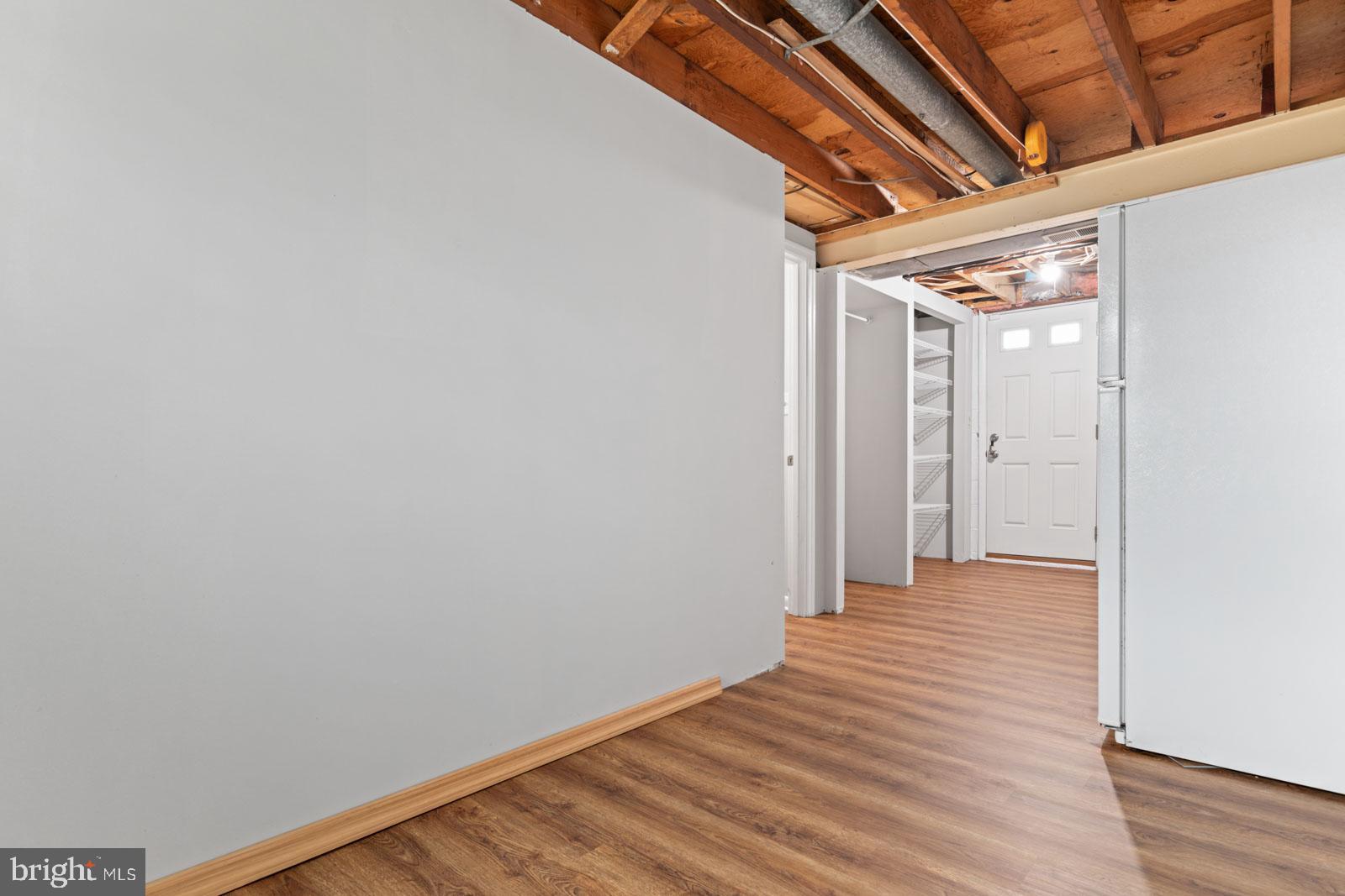 CARROLLWOOD - Residential