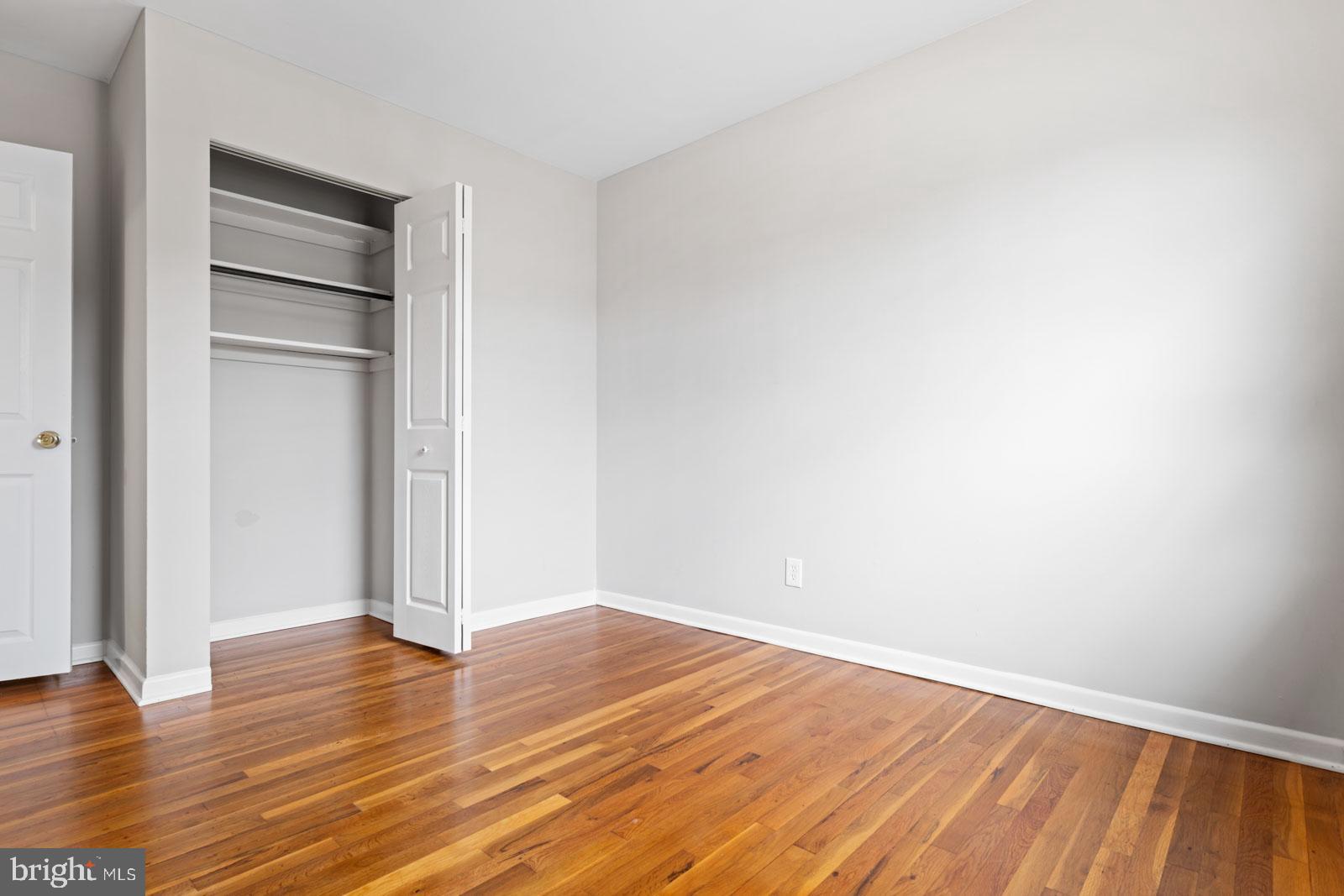 CARROLLWOOD - Residential