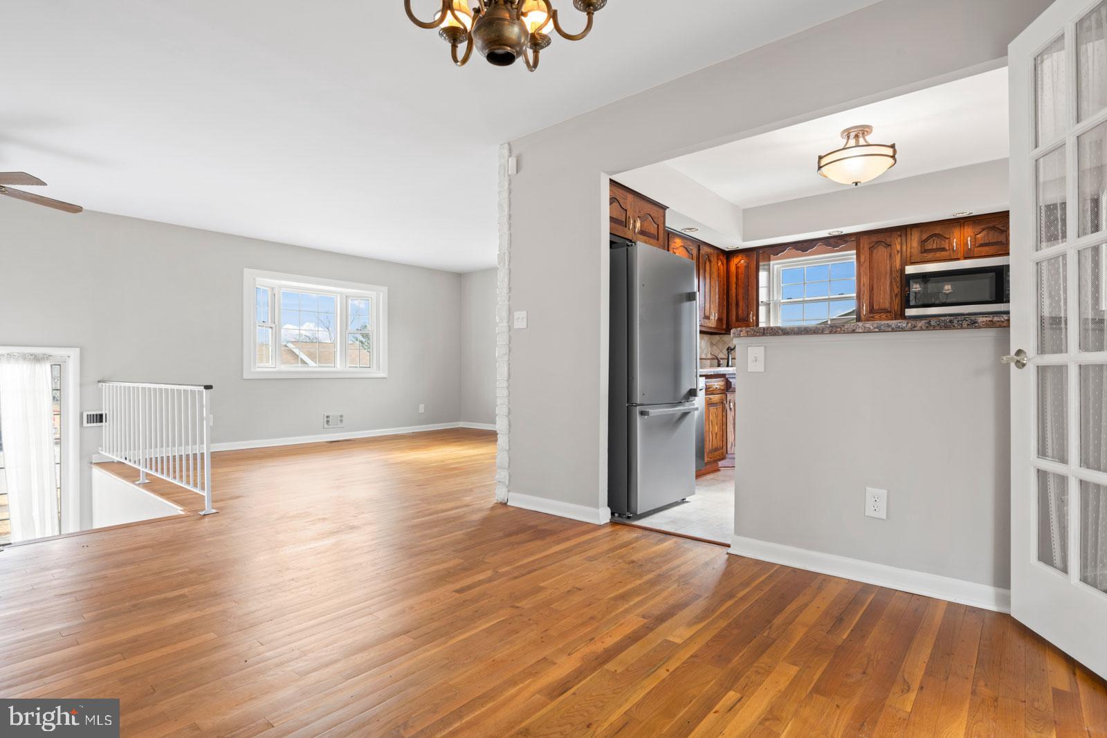 CARROLLWOOD - Residential