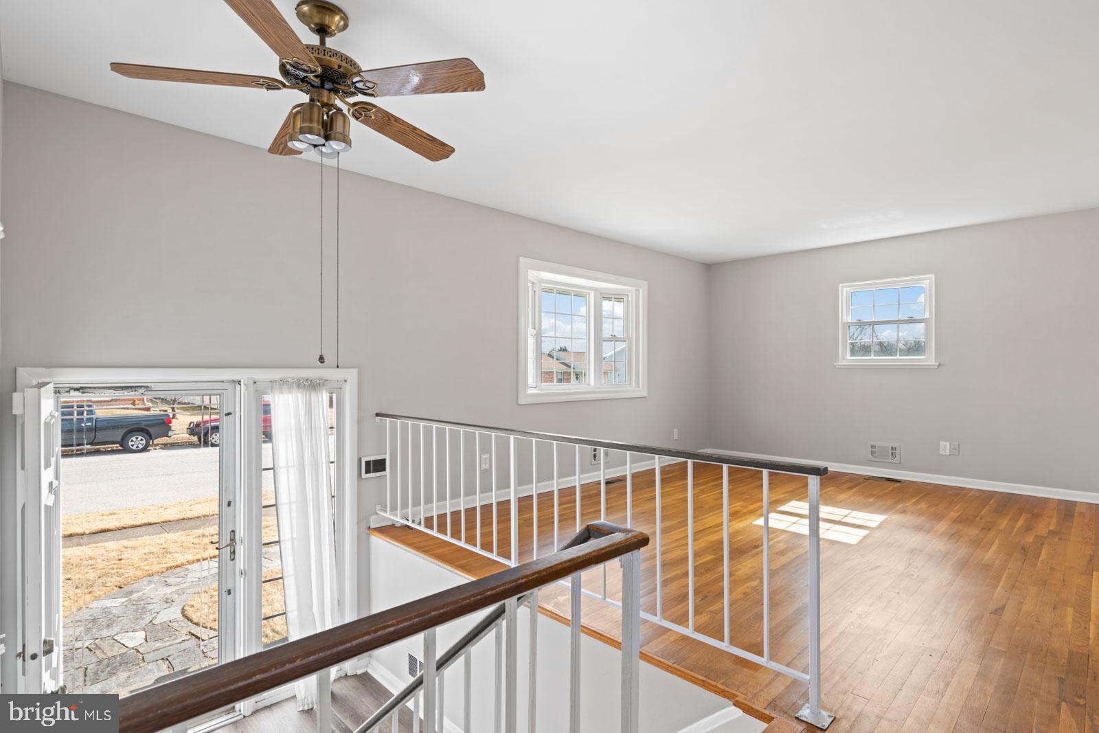 CARROLLWOOD - Residential