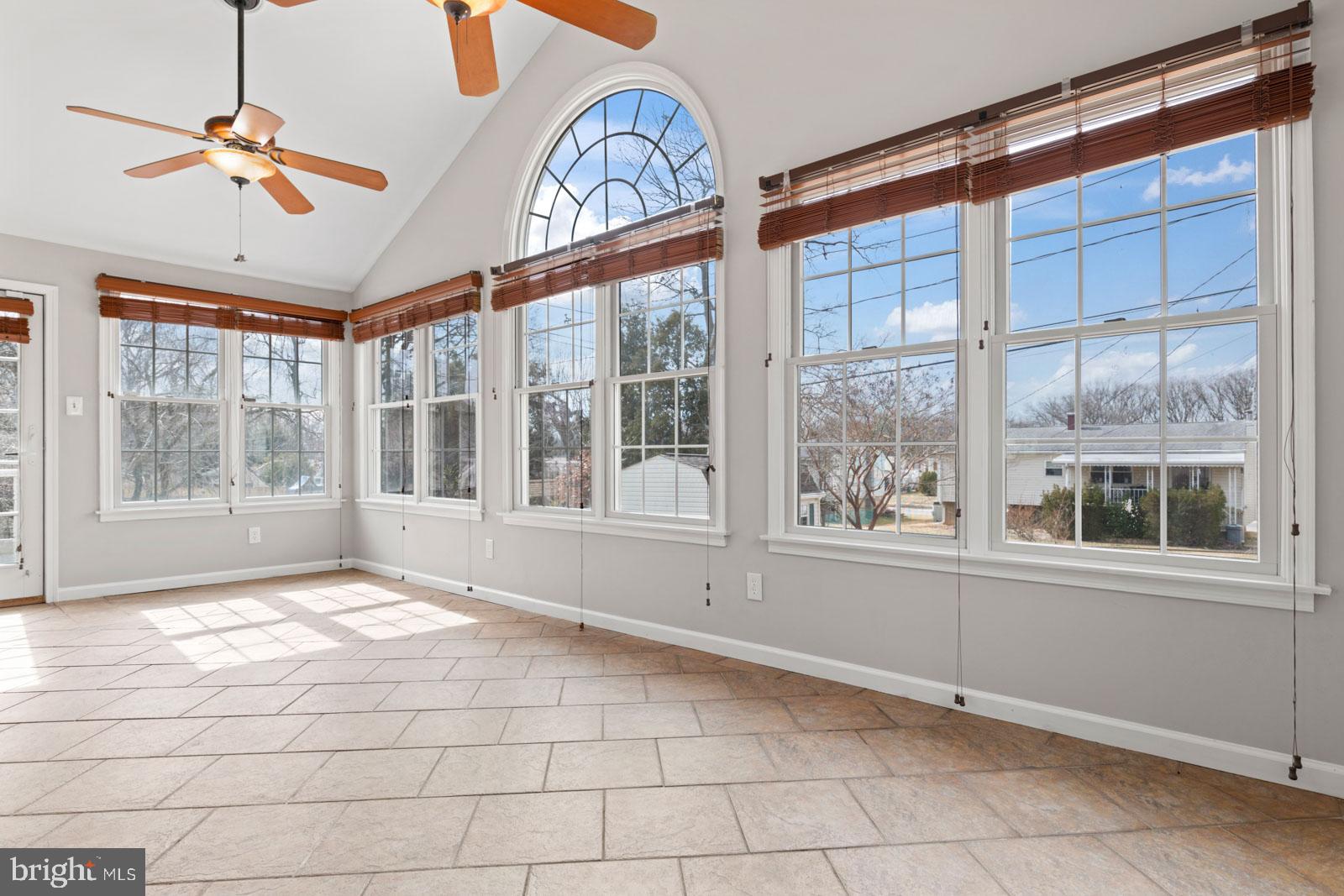 CARROLLWOOD - Residential