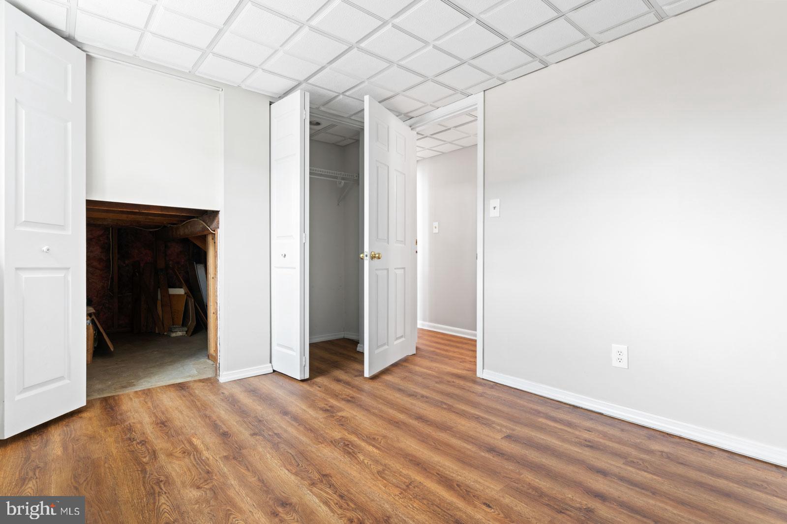 CARROLLWOOD - Residential