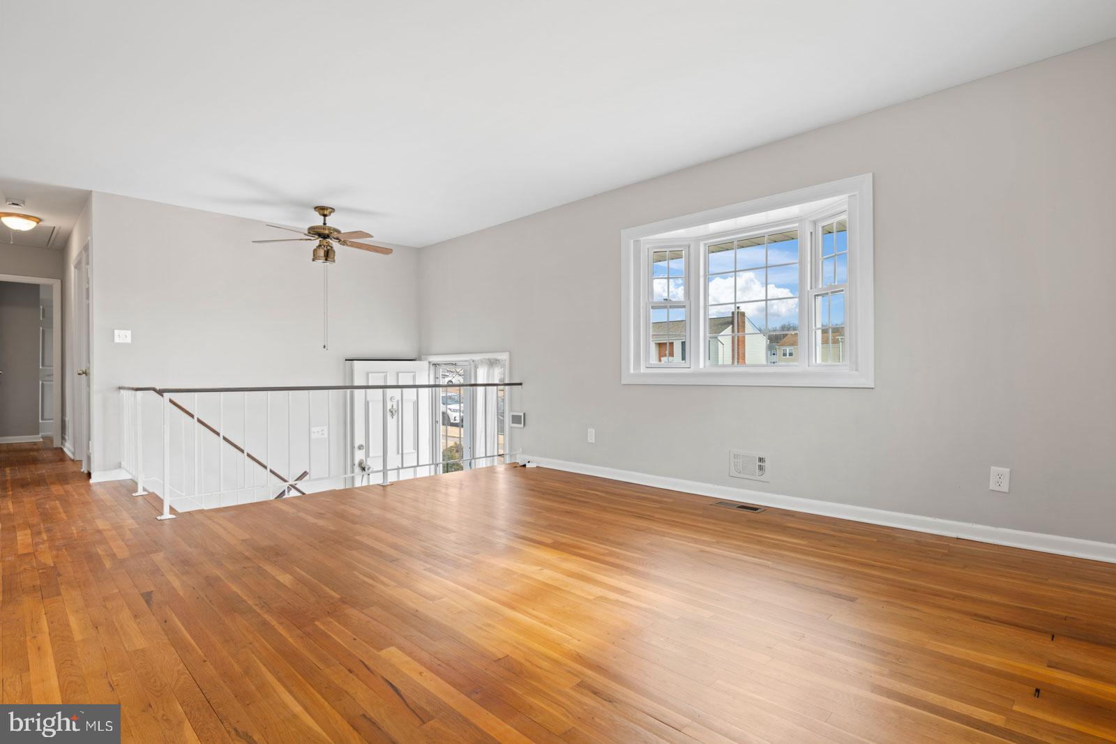 CARROLLWOOD - Residential