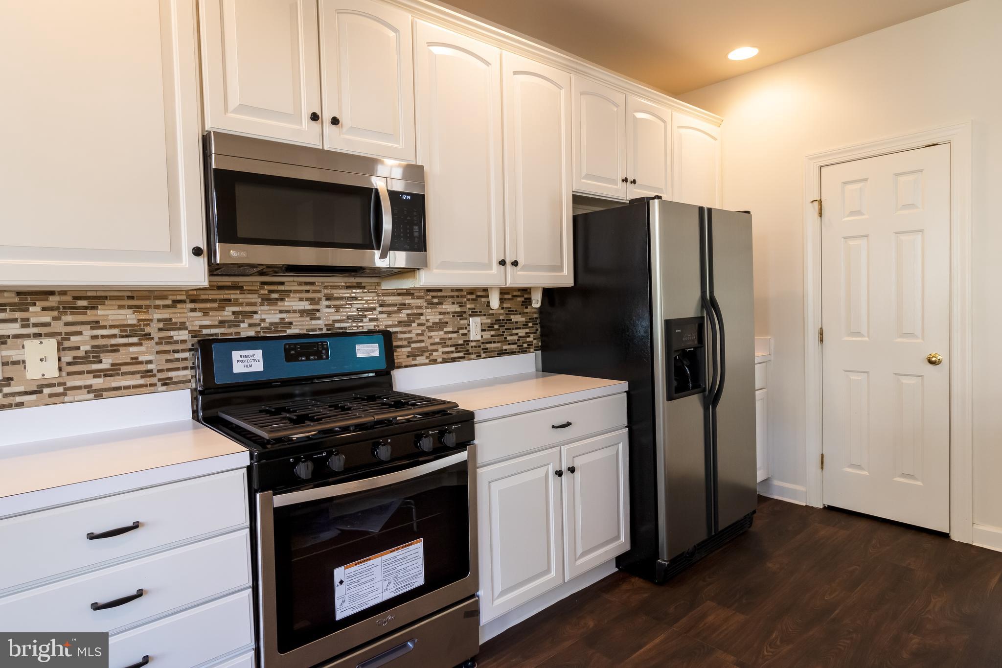 KINGSVIEW VILLAGE - Residential