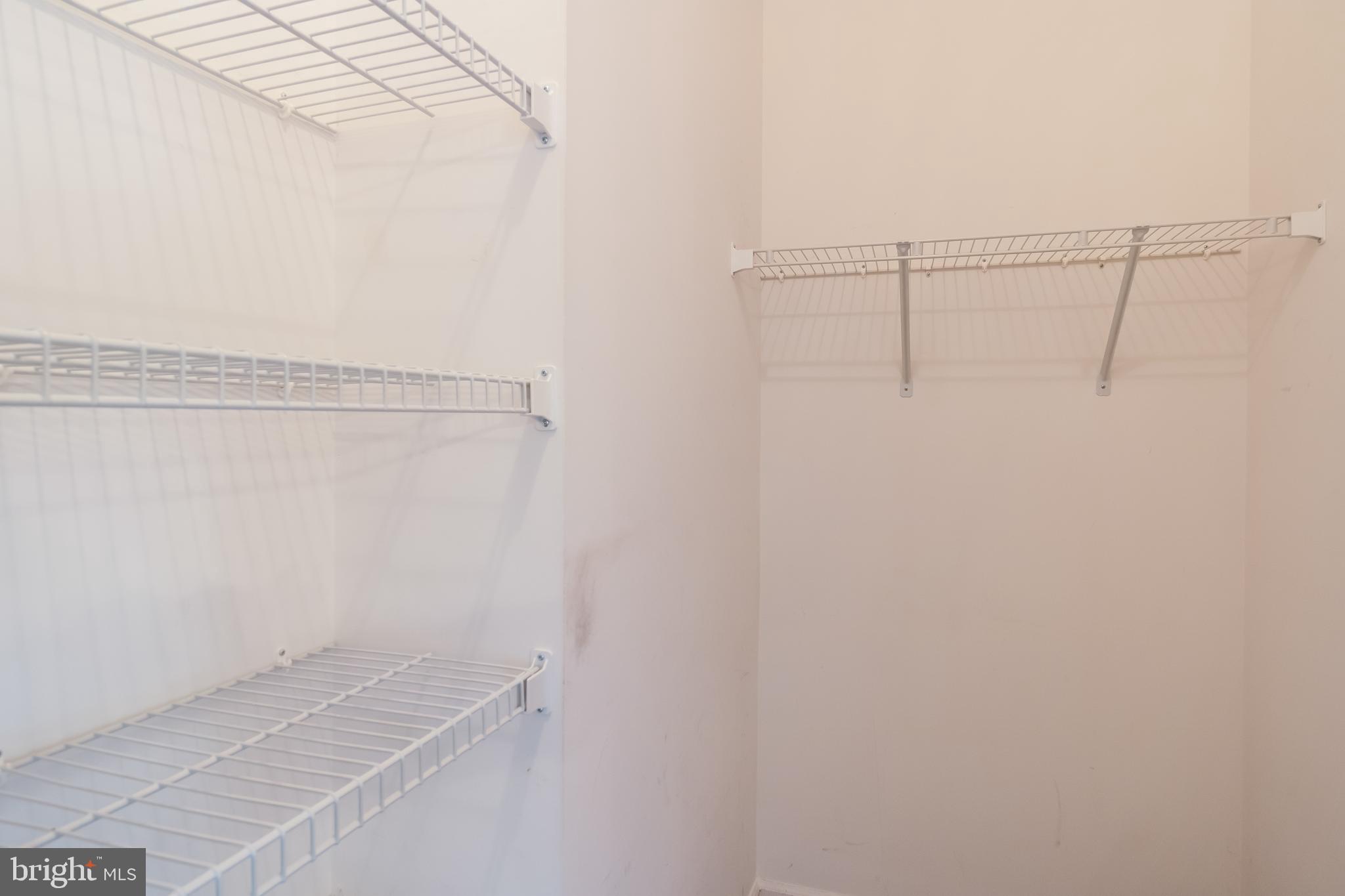 KINGSVIEW VILLAGE - Residential