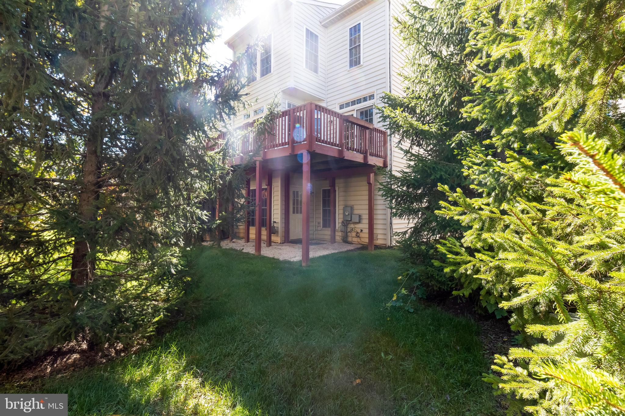 KINGSVIEW VILLAGE - Residential