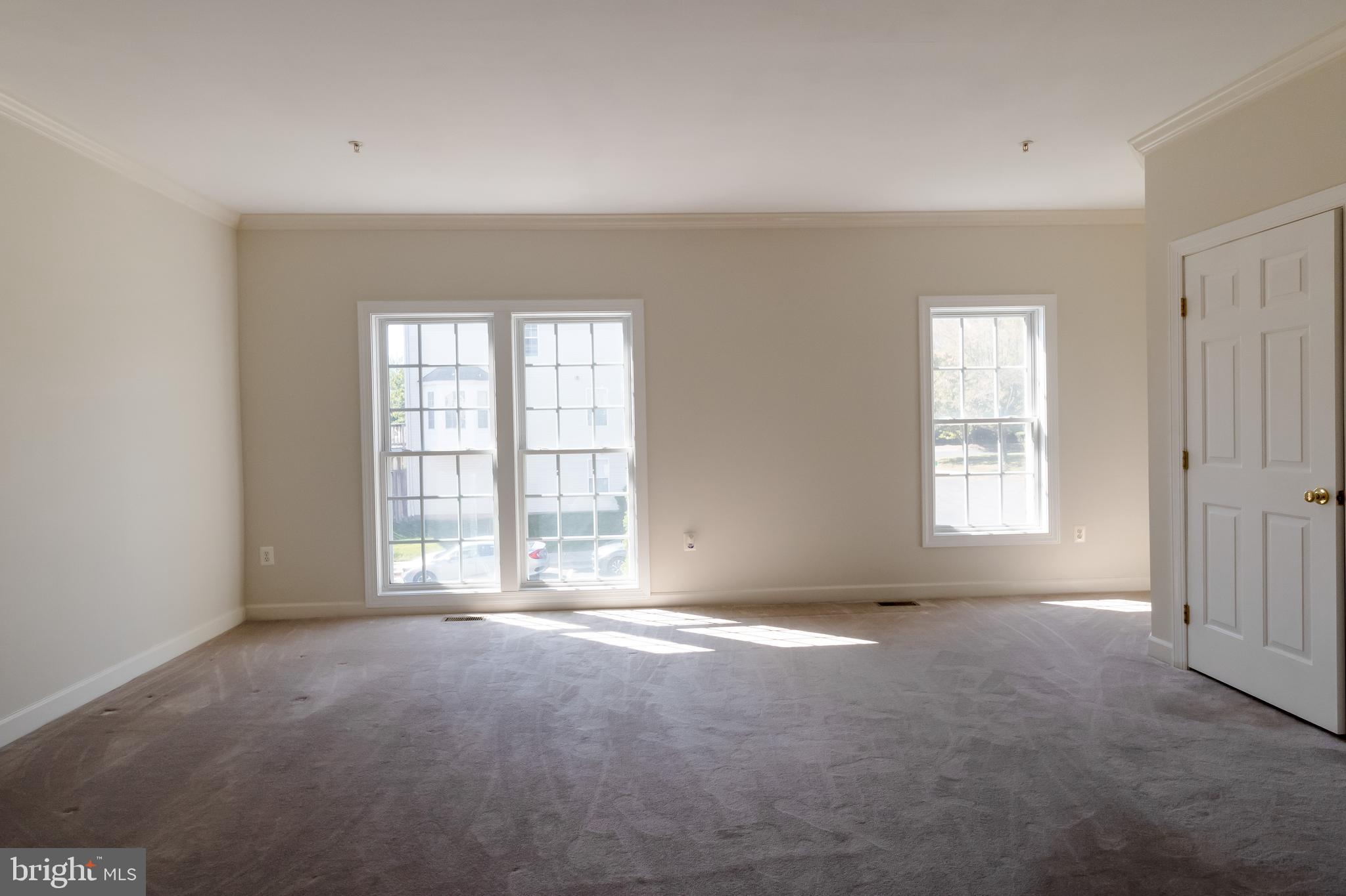 KINGSVIEW VILLAGE - Residential