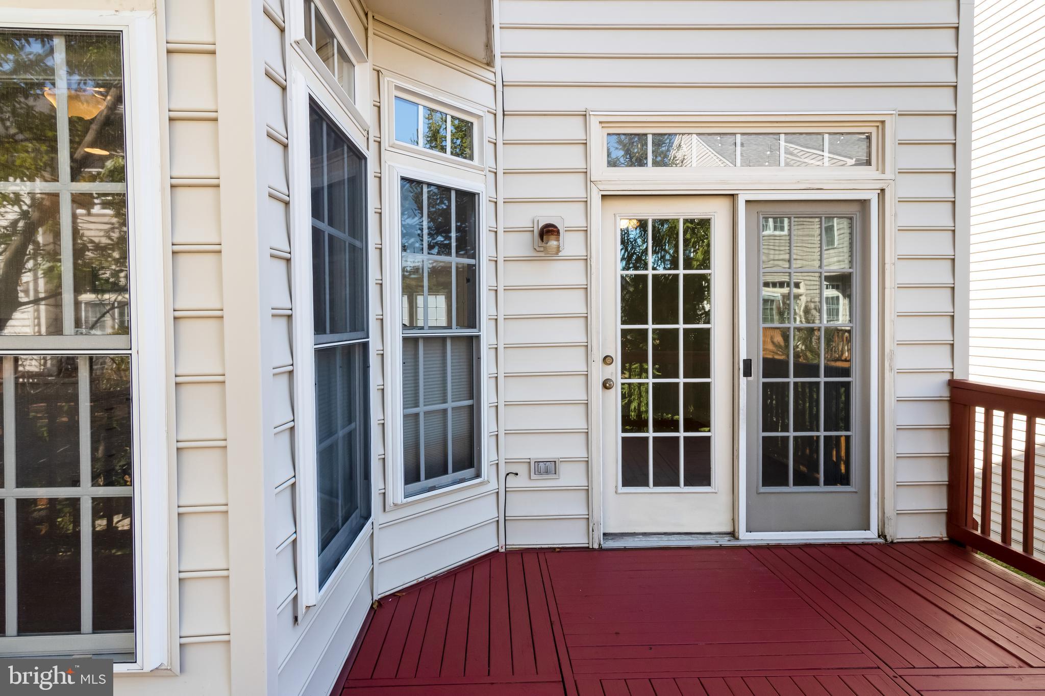 KINGSVIEW VILLAGE - Residential