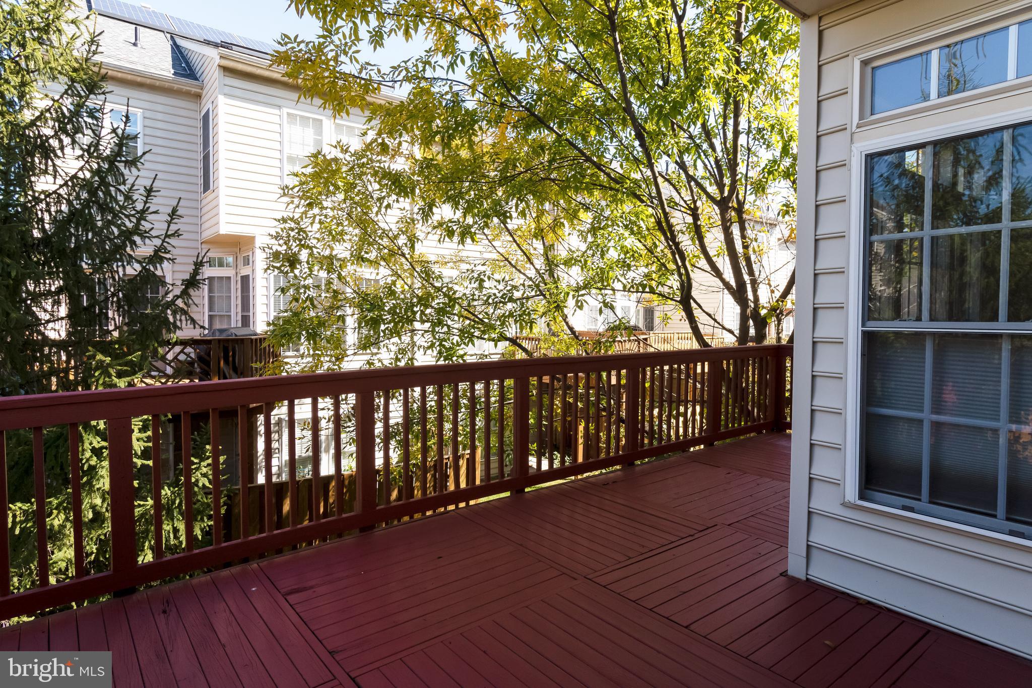 KINGSVIEW VILLAGE - Residential