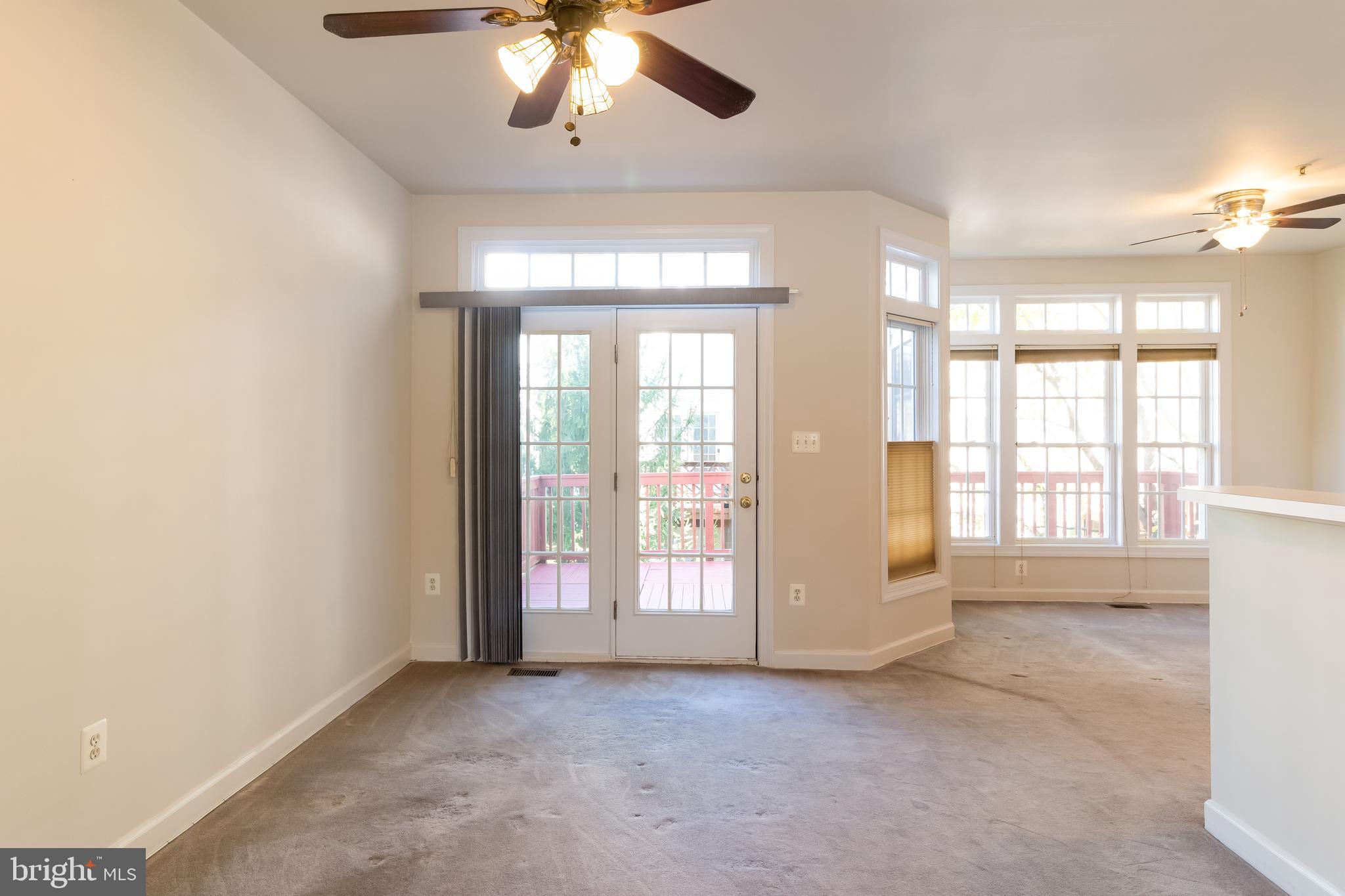 KINGSVIEW VILLAGE - Residential