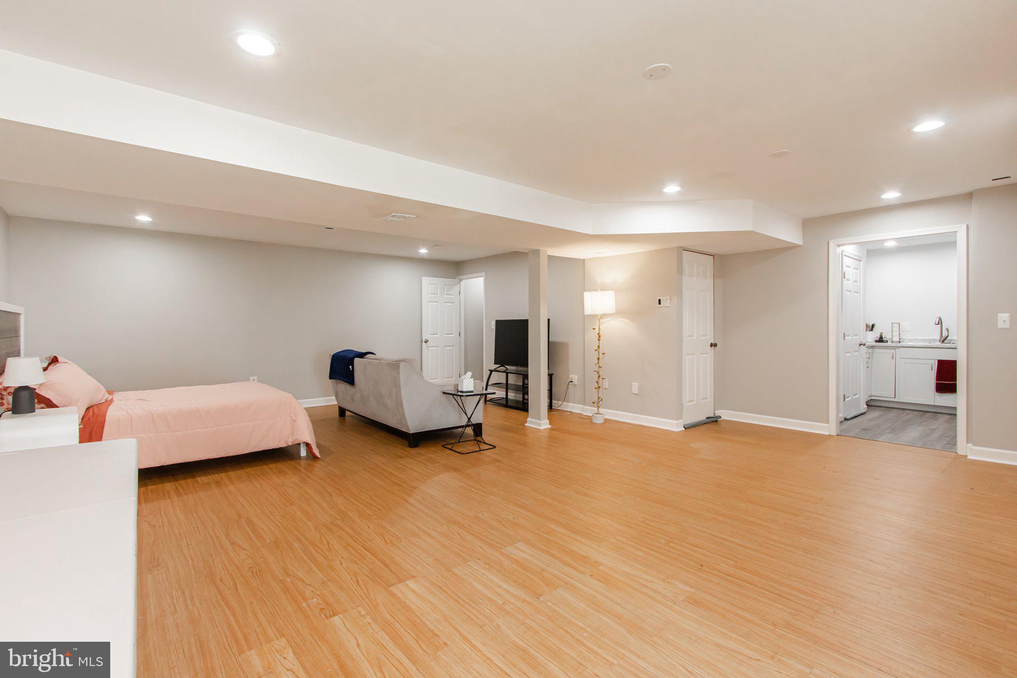 MADDEX FARM - Residential