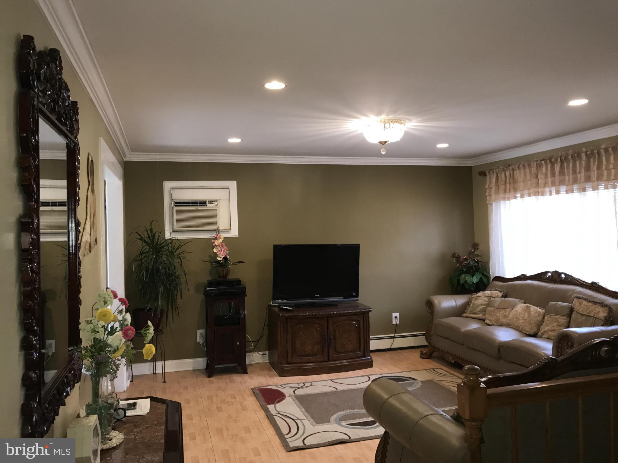 DALE CITY - Residential