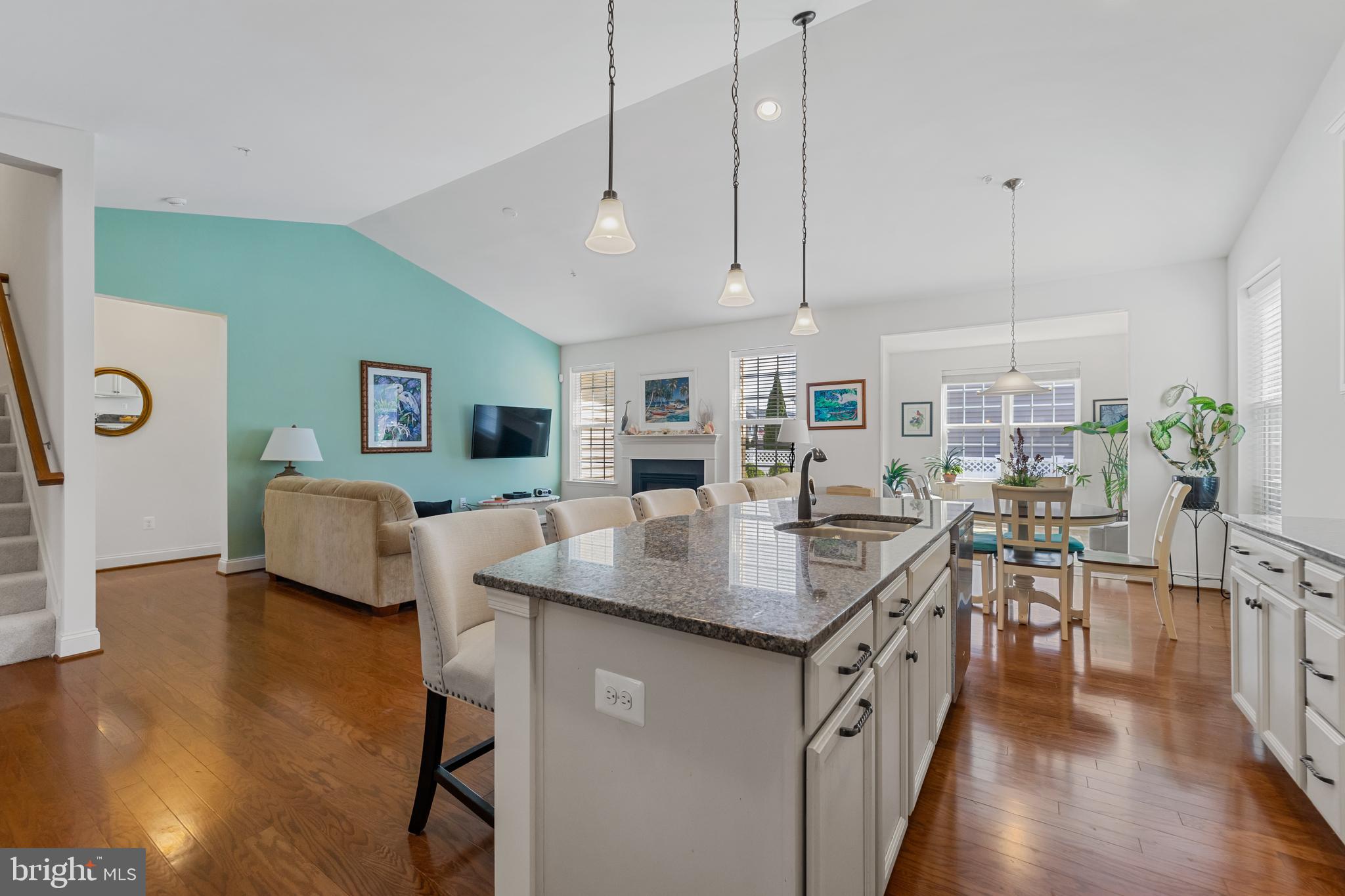 RESIDENCES AT QUARRY PLACE - Residential